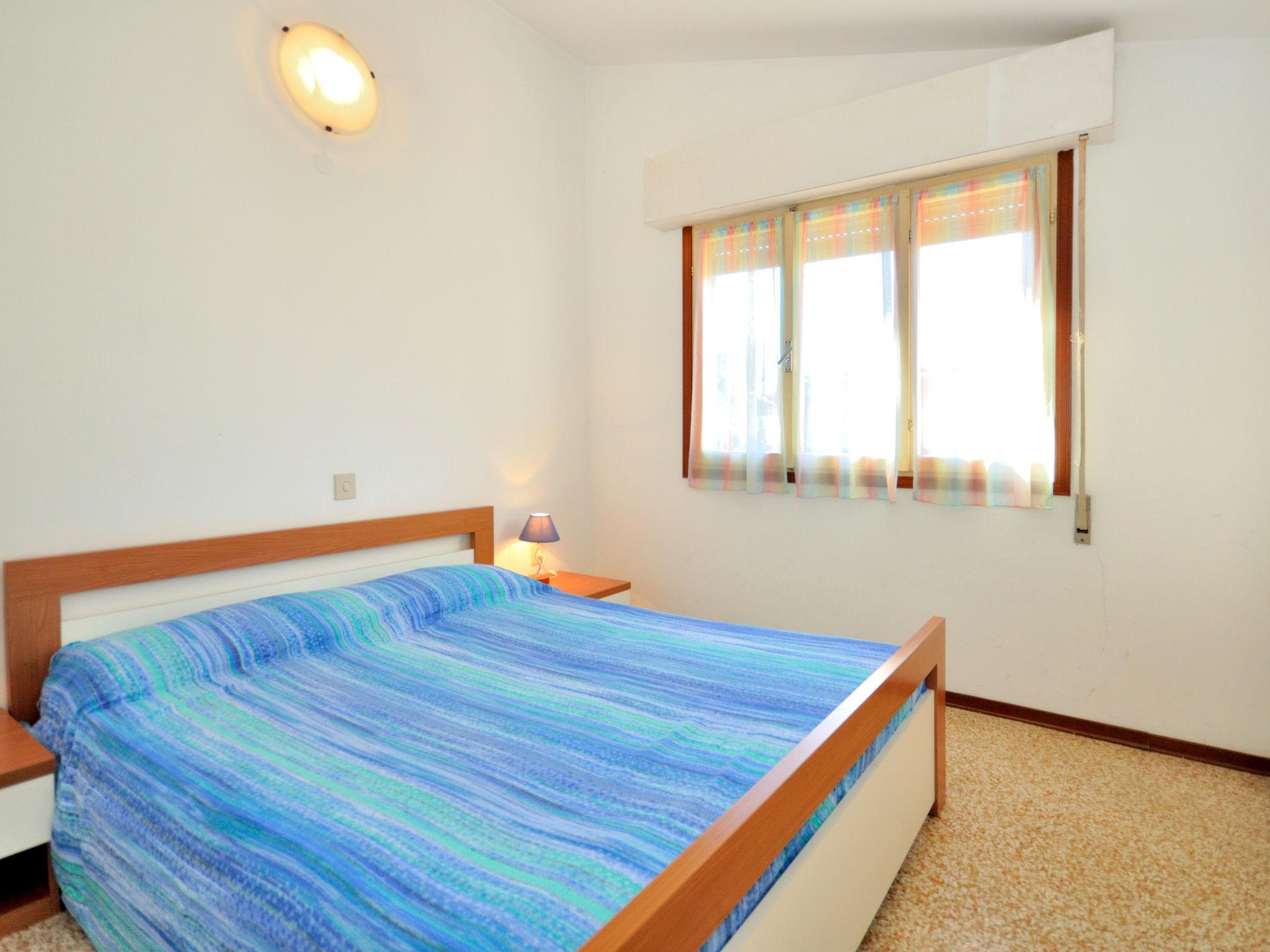 Foto 7 - Haus mit 2 Schlafzimmern in San Michele al Tagliamento mit terrasse und blick aufs meer