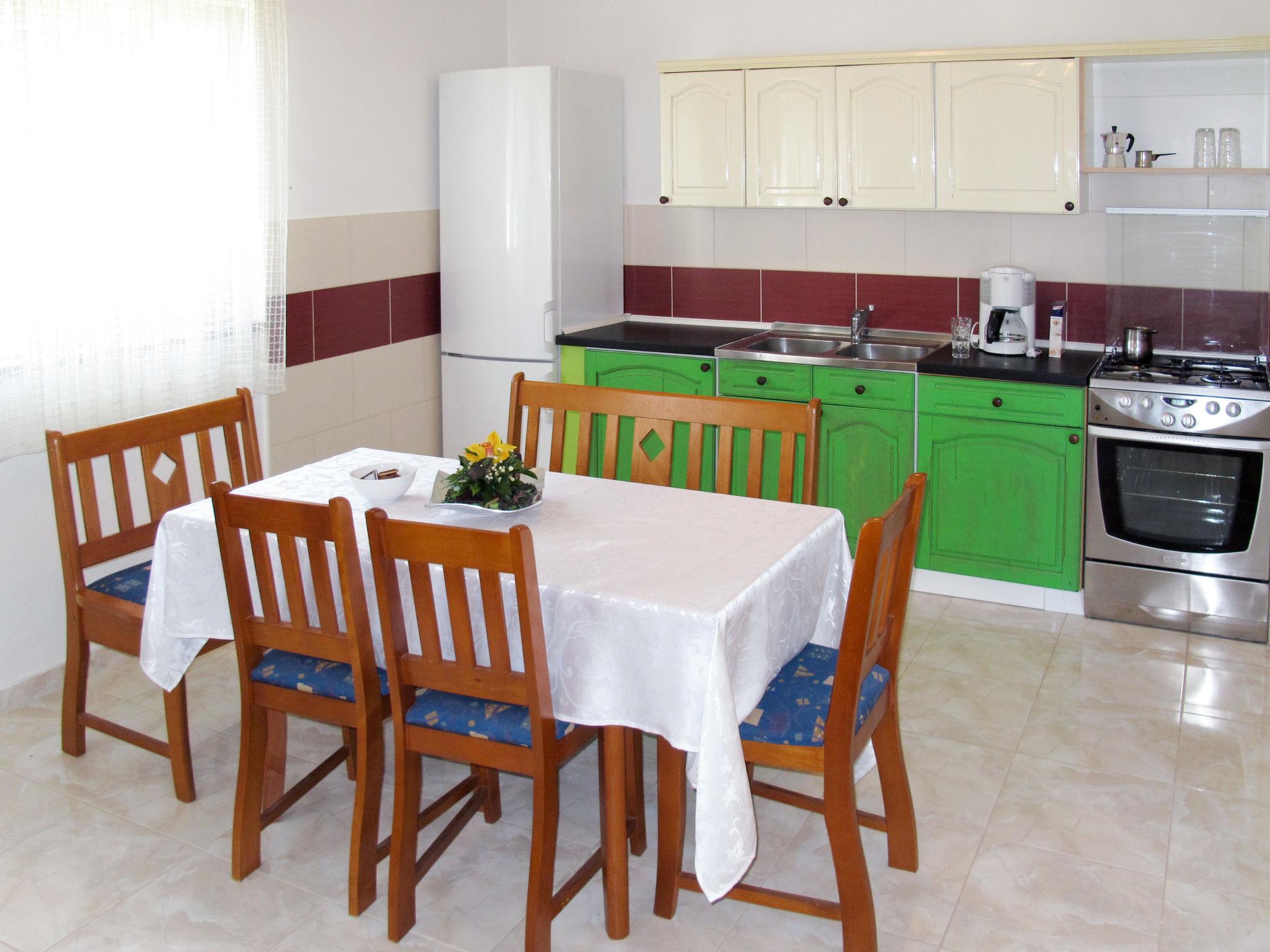 Photo 6 - 3 bedroom House in Sveta Nedelja with private pool and sea view