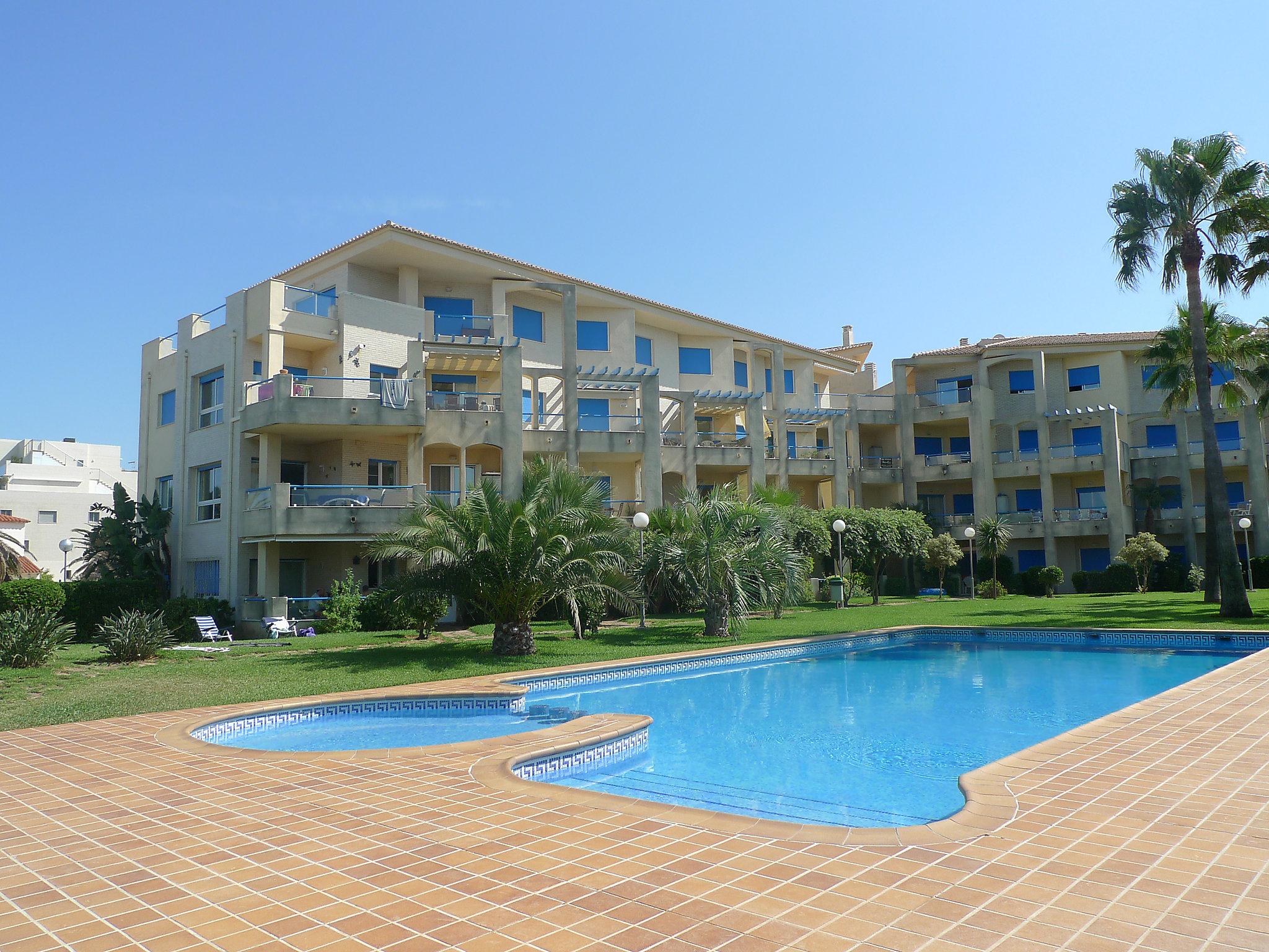 Foto 2 - Appartamento con 2 camere da letto a Dénia con piscina e giardino