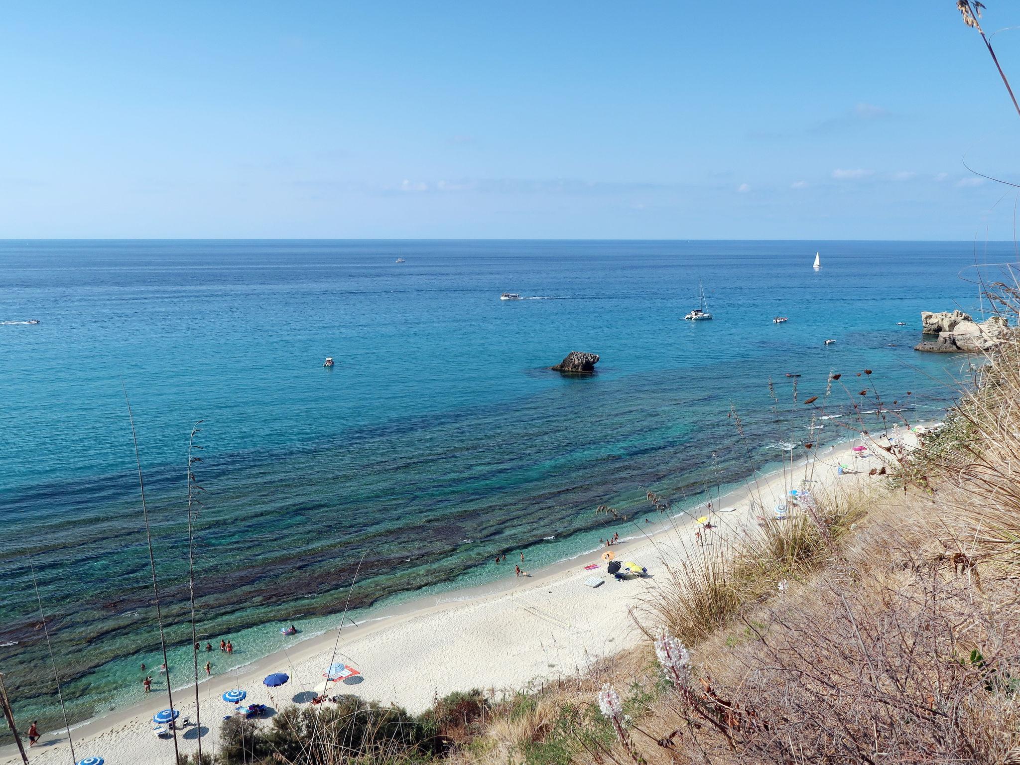 Foto 5 - Apartamento de 1 habitación en Ricadi con jardín y vistas al mar