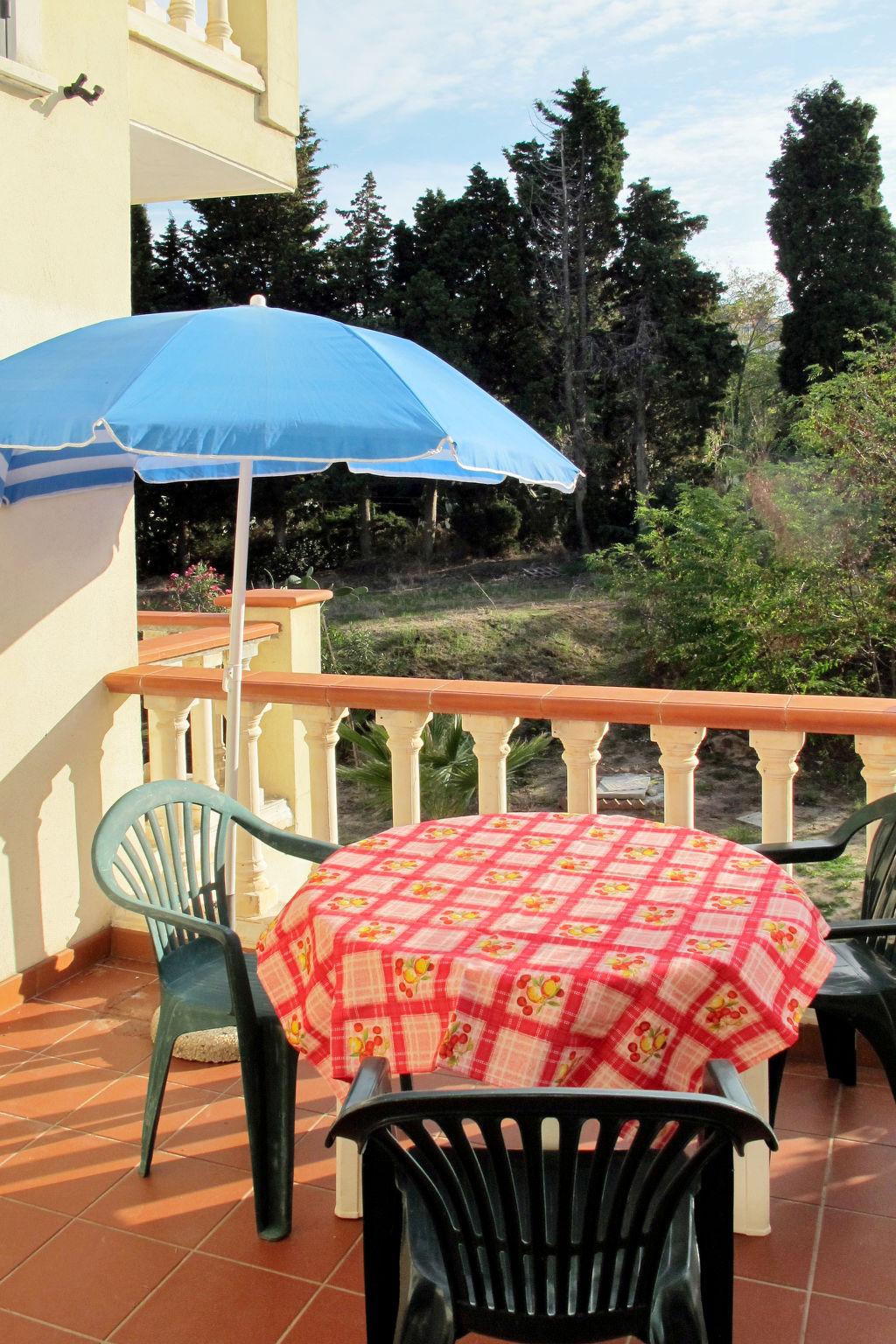 Photo 11 - 1 bedroom Apartment in Ricadi with garden and sea view