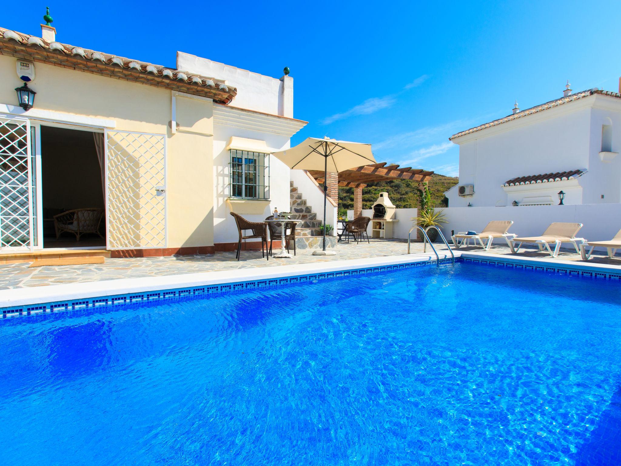Foto 29 - Casa de 5 quartos em Torrox com piscina privada e vistas do mar