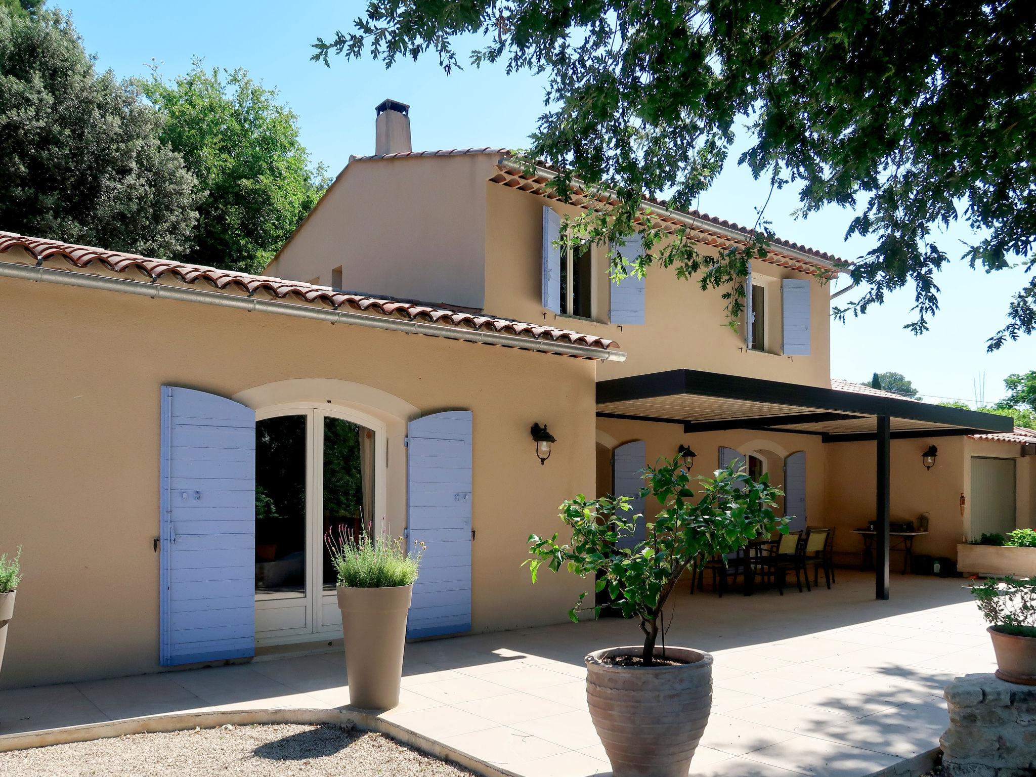 Foto 20 - Casa de 3 quartos em Villelaure com piscina privada e terraço