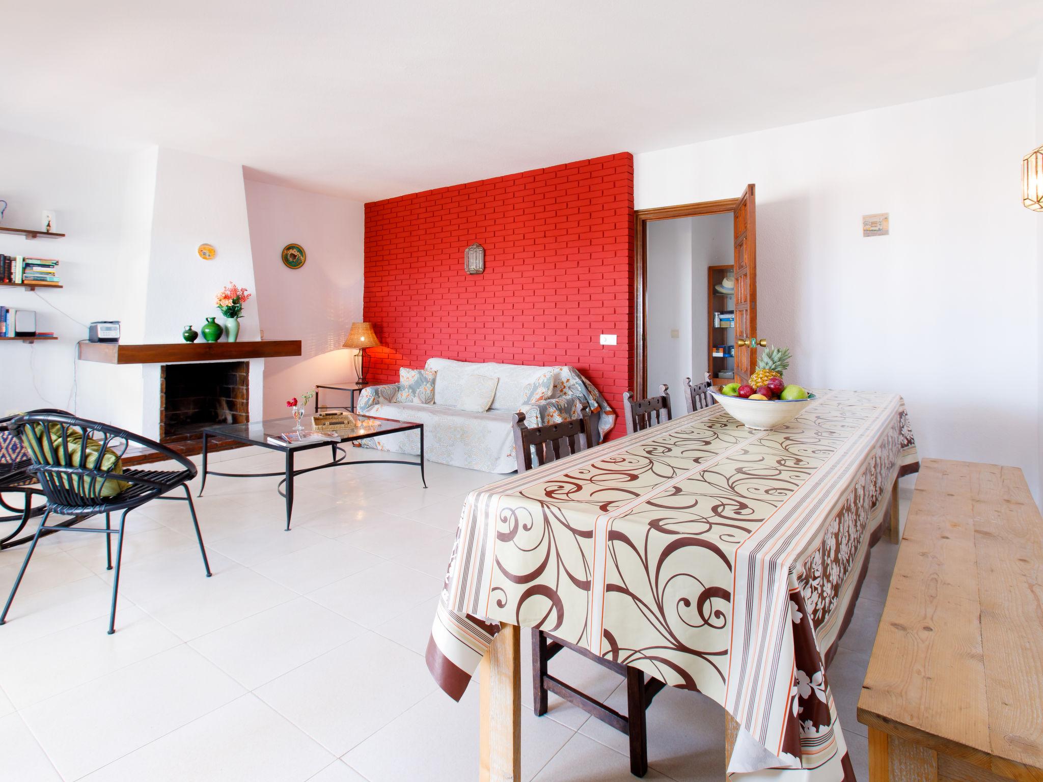 Foto 9 - Casa con 4 camere da letto a Rincón de la Victoria con piscina privata e vista mare