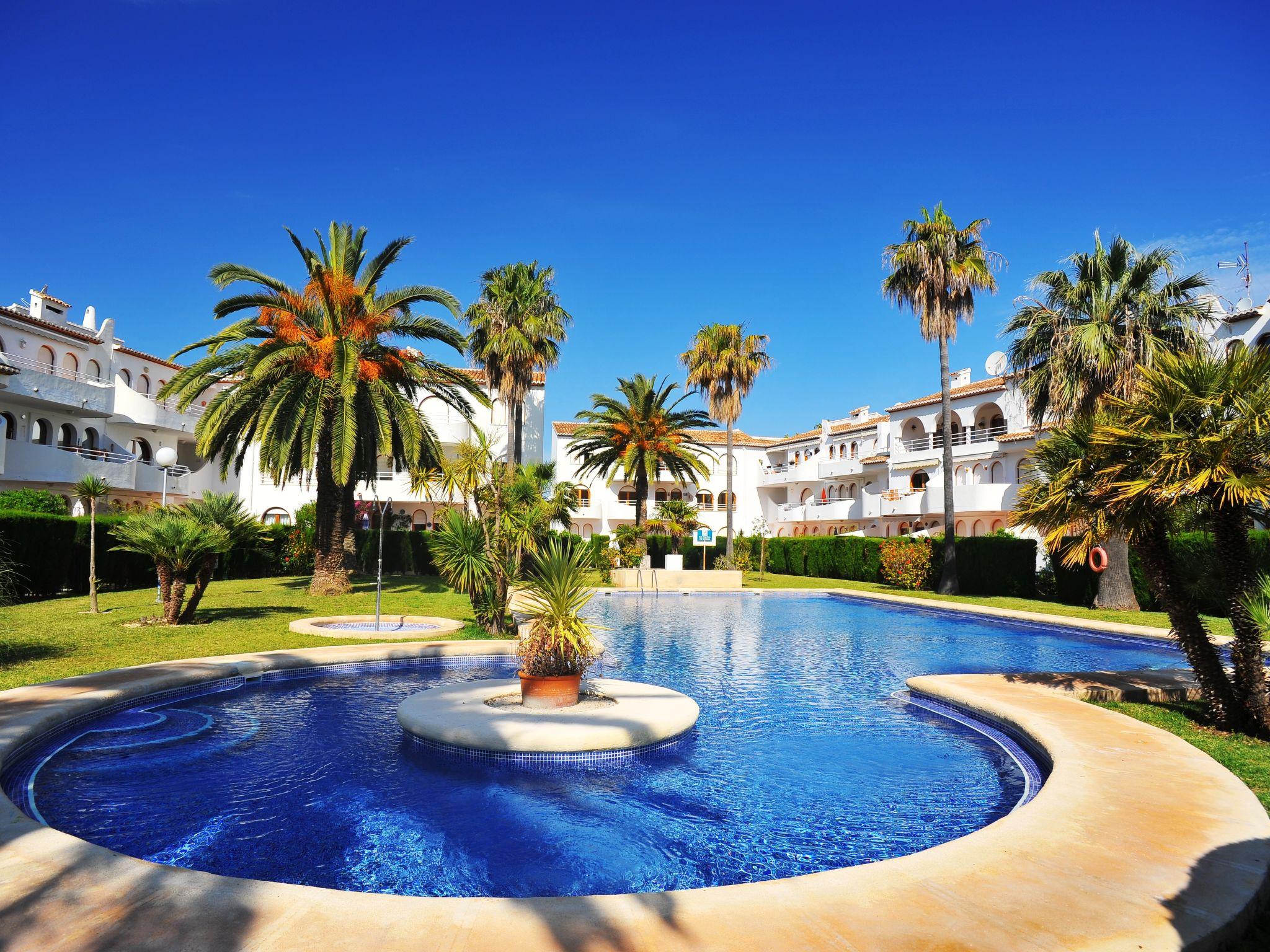 Foto 1 - Appartamento con 3 camere da letto a Jávea con piscina e vista mare