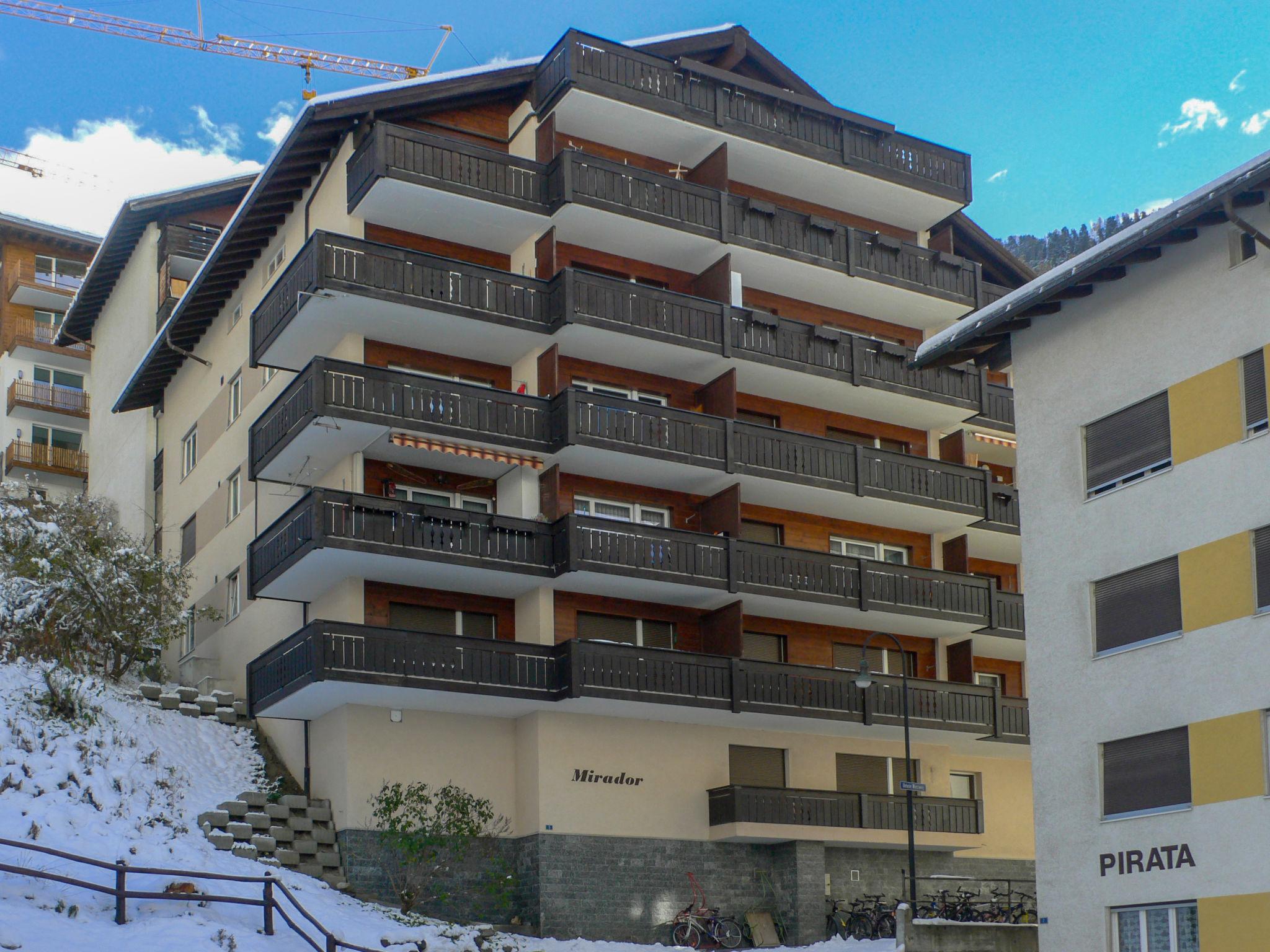 Foto 12 - Apartamento en Zermatt con vistas a la montaña