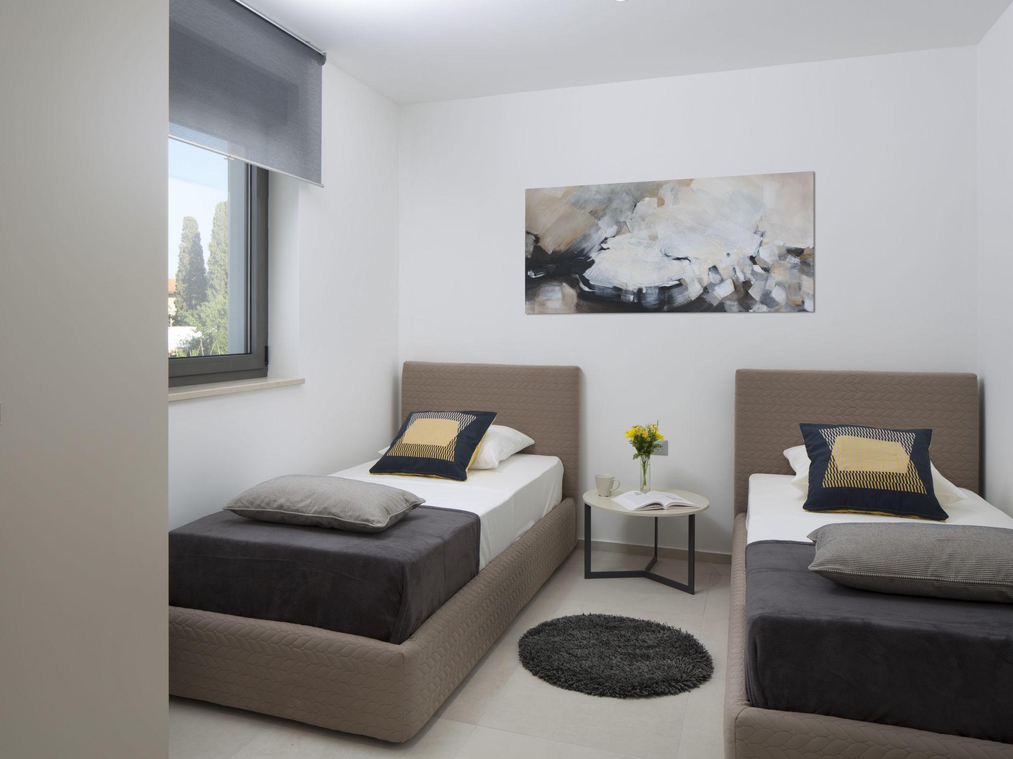 Foto 11 - Apartment mit 3 Schlafzimmern in Fažana mit terrasse und blick aufs meer