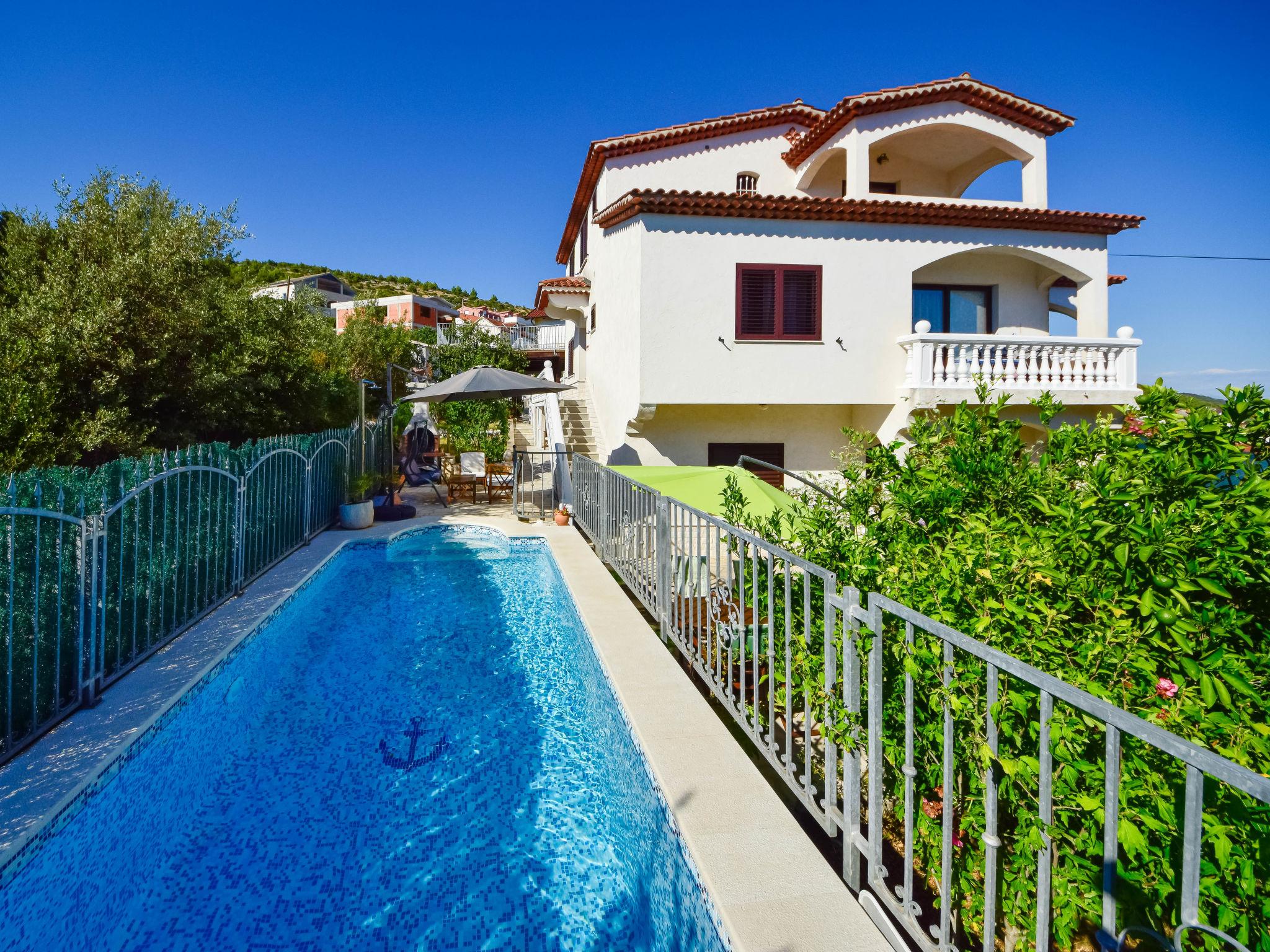 Foto 4 - Apartamento de 2 quartos em Marina com piscina privada e vistas do mar