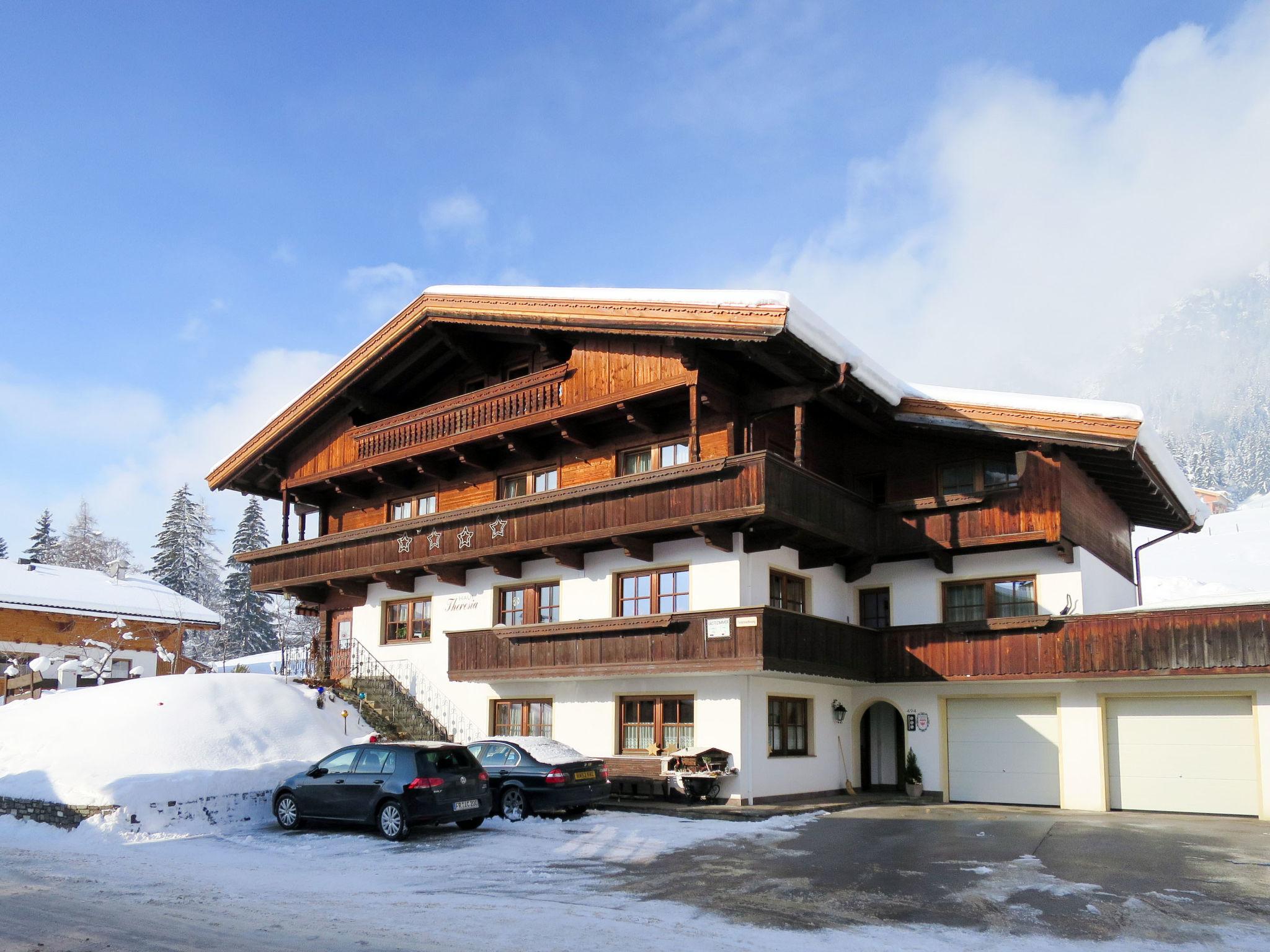 Foto 16 - Apartamento de 1 habitación en Alpbach con jardín