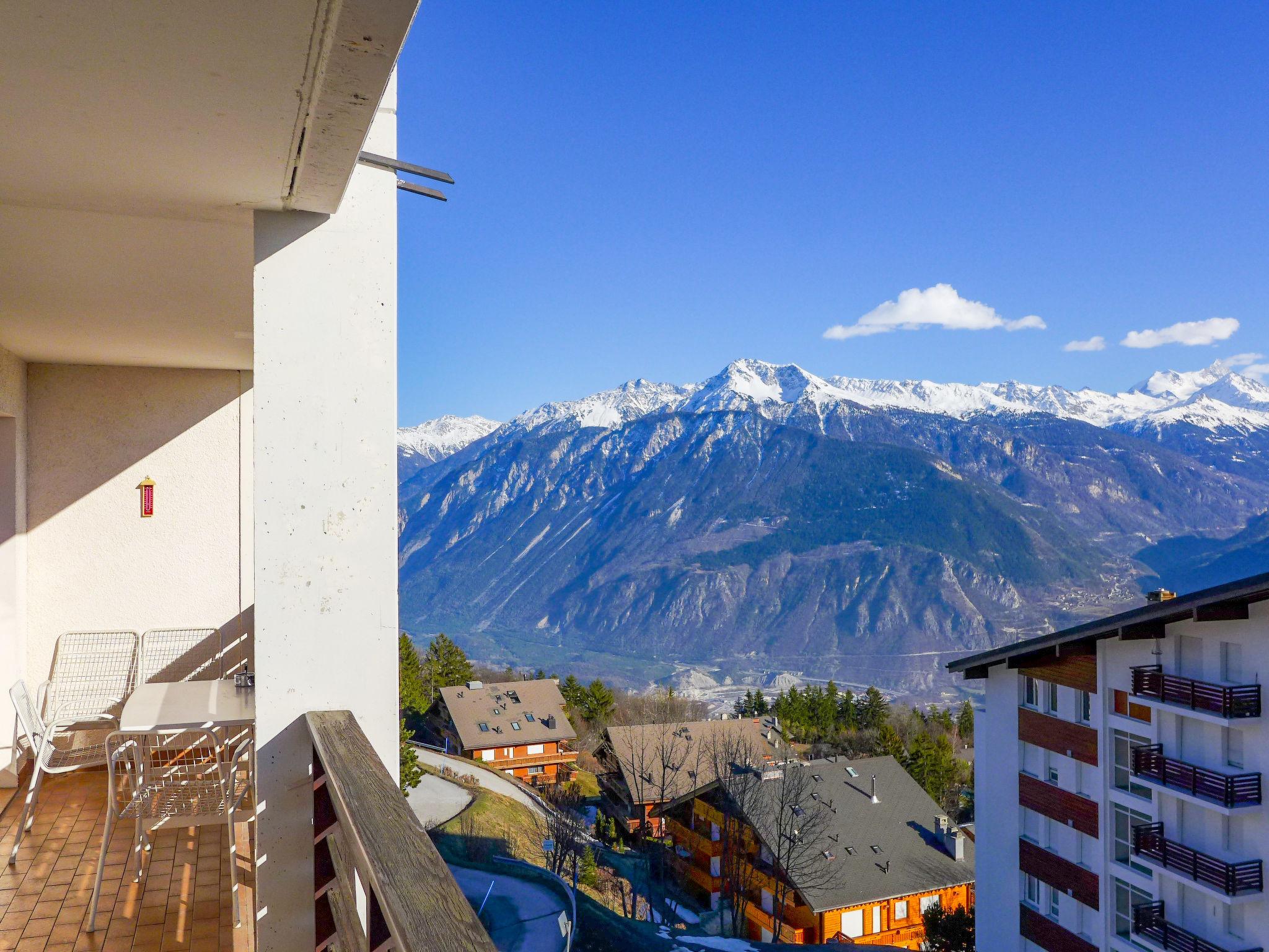 Foto 17 - Appartamento con 1 camera da letto a Crans-Montana con vista sulle montagne