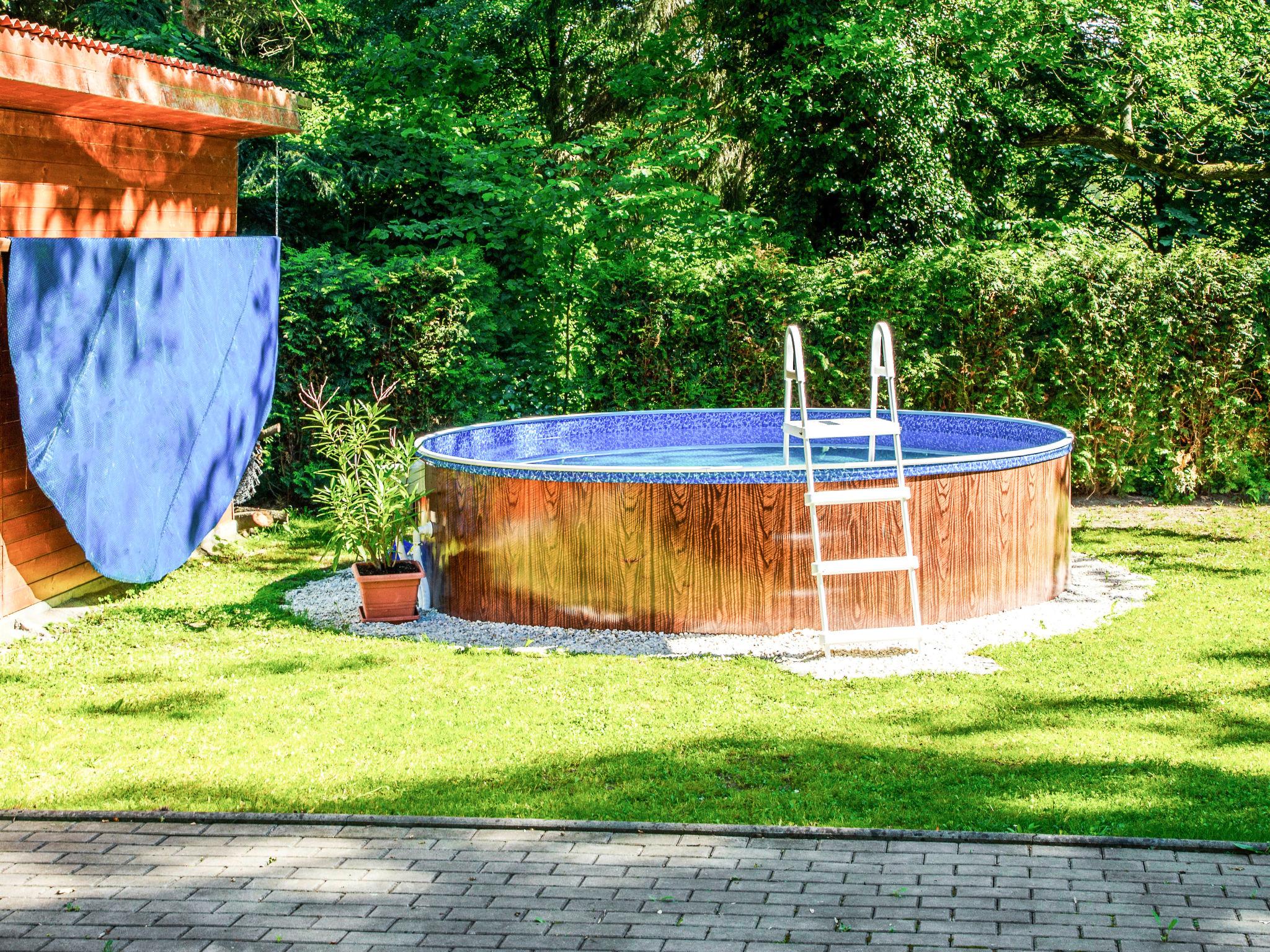 Foto 15 - Casa de 3 habitaciones en Žabovřesky con piscina privada y jardín