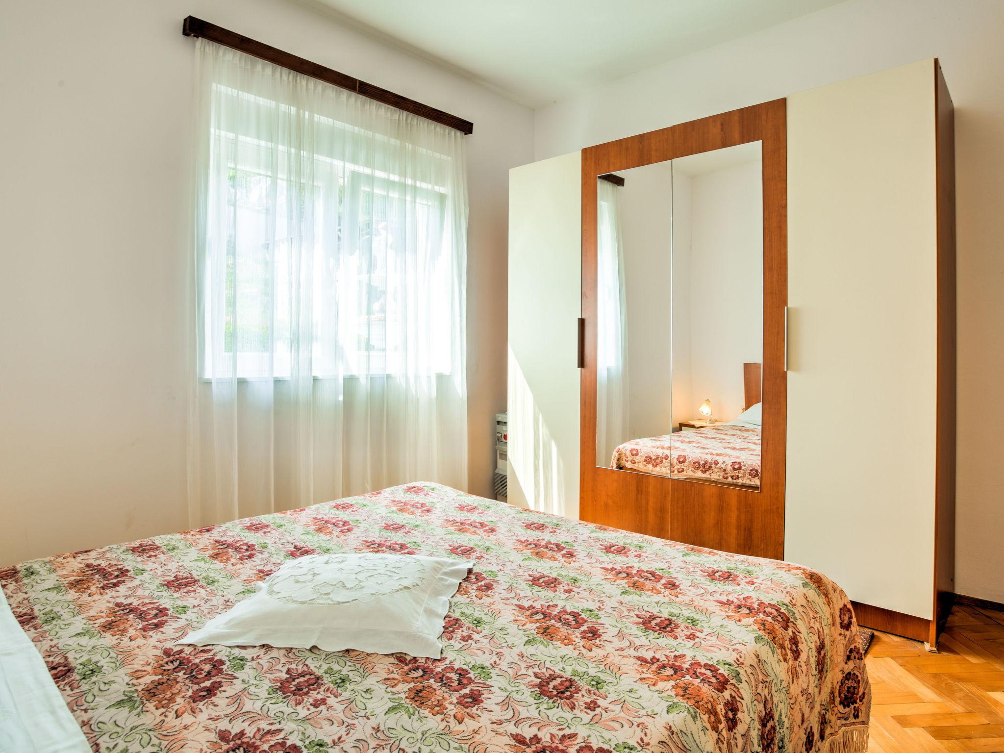 Foto 15 - Apartment mit 3 Schlafzimmern in Lovran mit garten und blick aufs meer