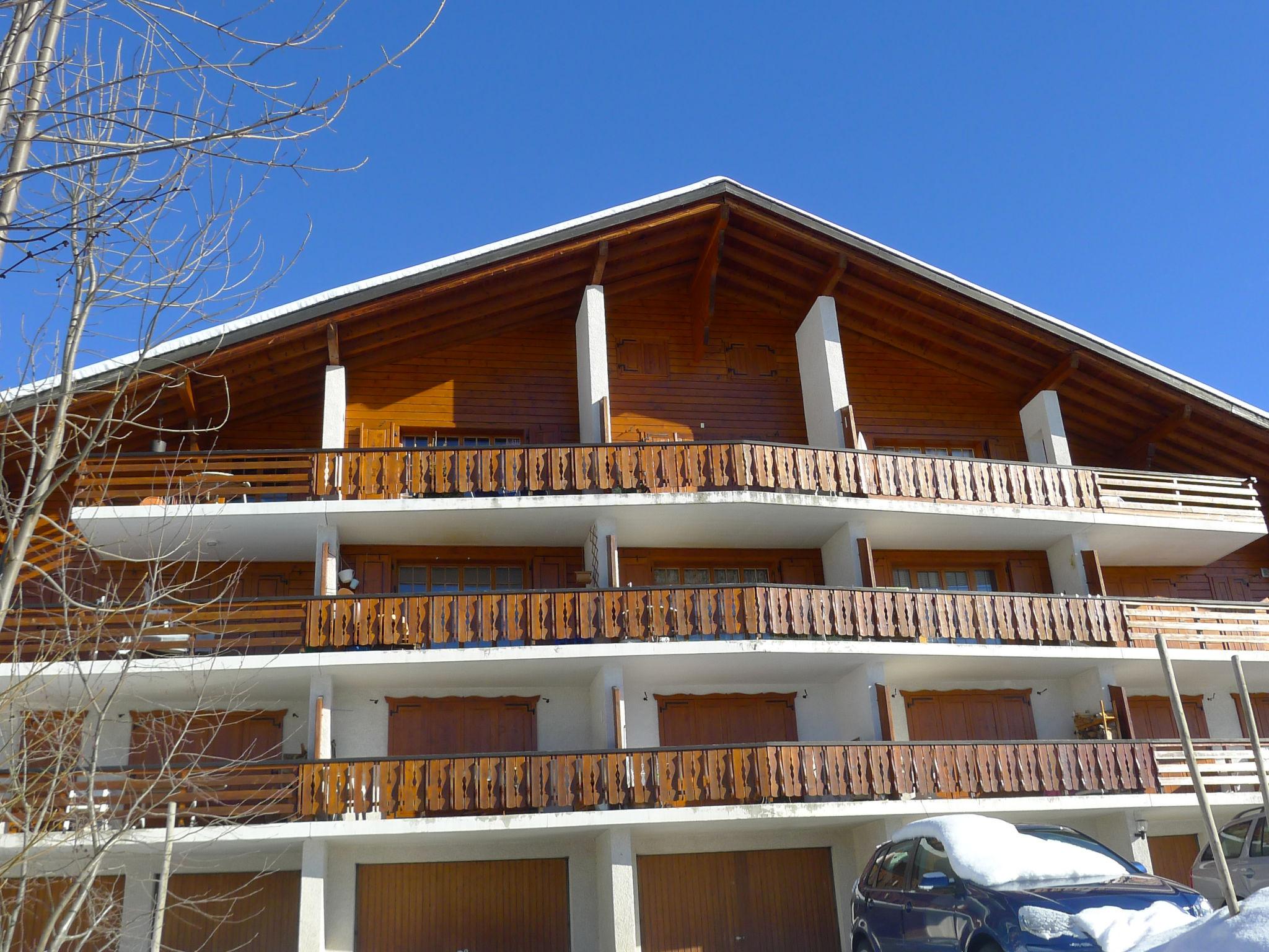 Photo 13 - 2 bedroom Apartment in Ollon with mountain view