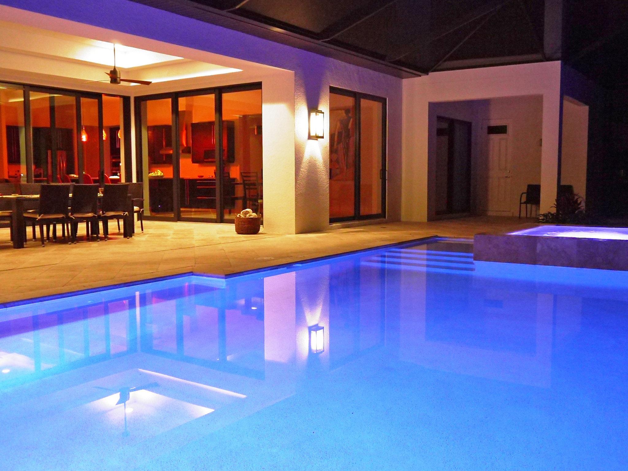 Foto 34 - Casa de 4 habitaciones en Cape Coral con piscina privada y terraza