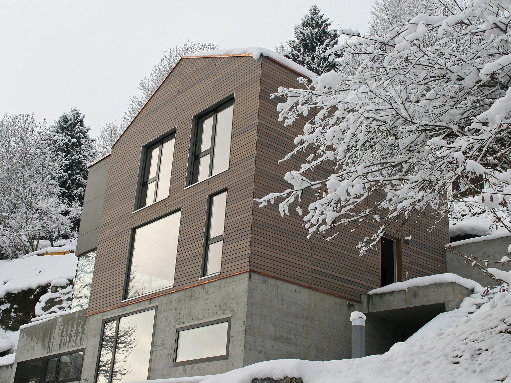 Foto 30 - Apartamento de 3 habitaciones en Laax con jardín y vistas a la montaña