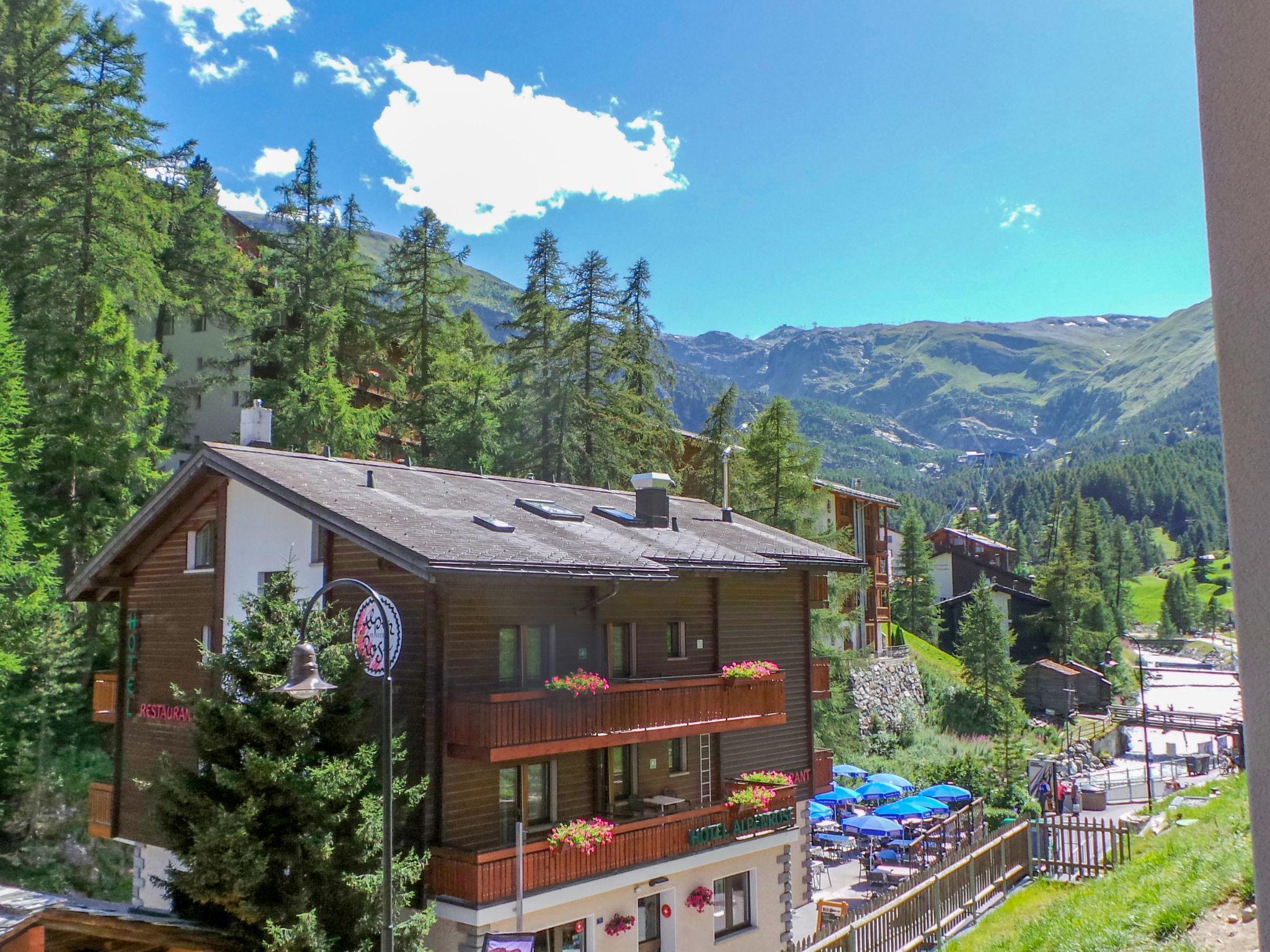 Photo 9 - Apartment in Zermatt with mountain view