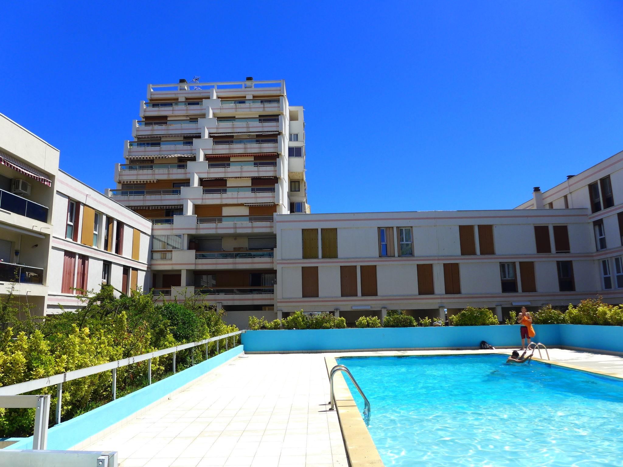 Foto 6 - Apartment in La Grande-Motte mit schwimmbad und blick aufs meer