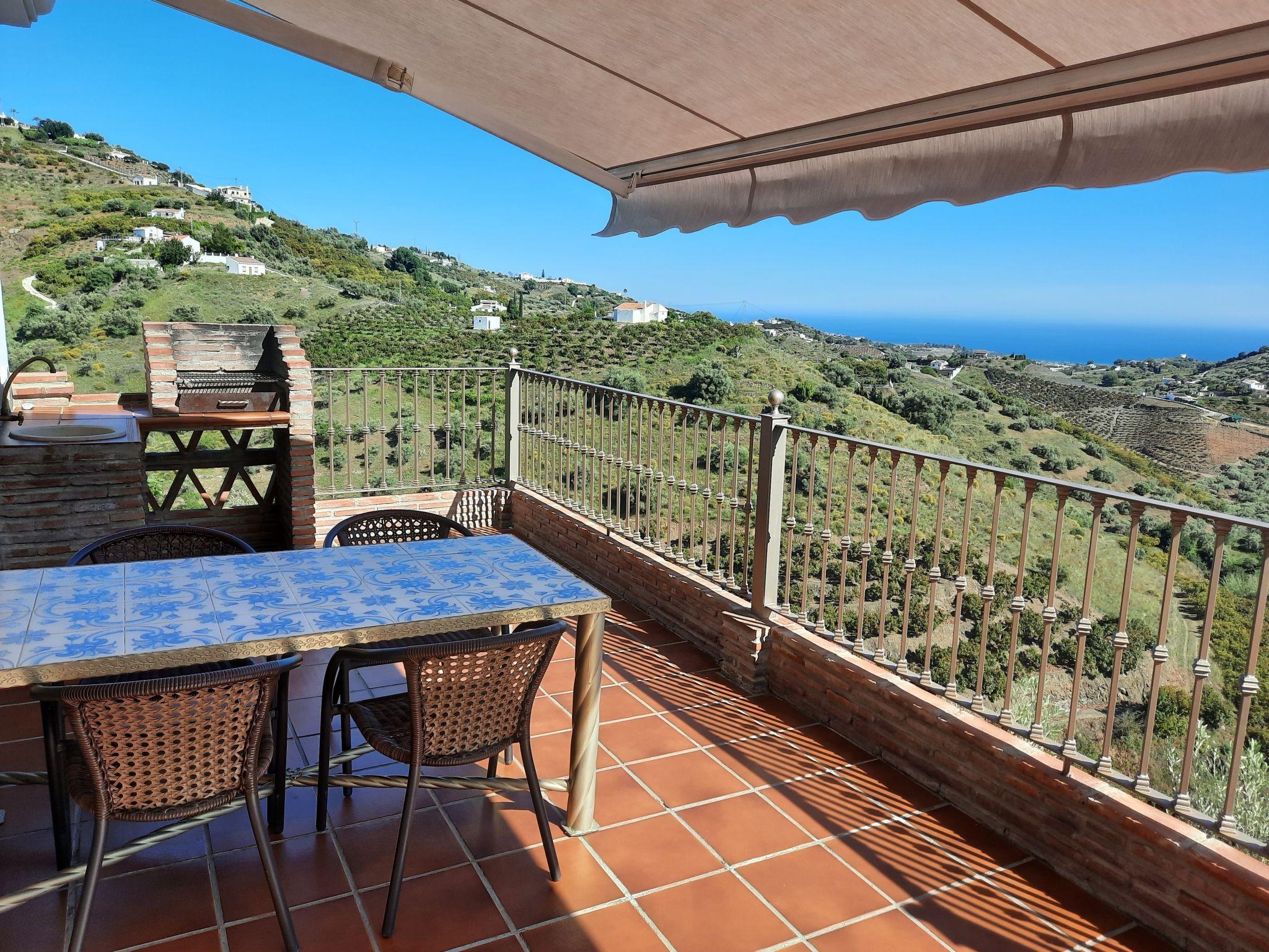 Foto 5 - Casa de 2 quartos em Frigiliana com piscina privada e terraço