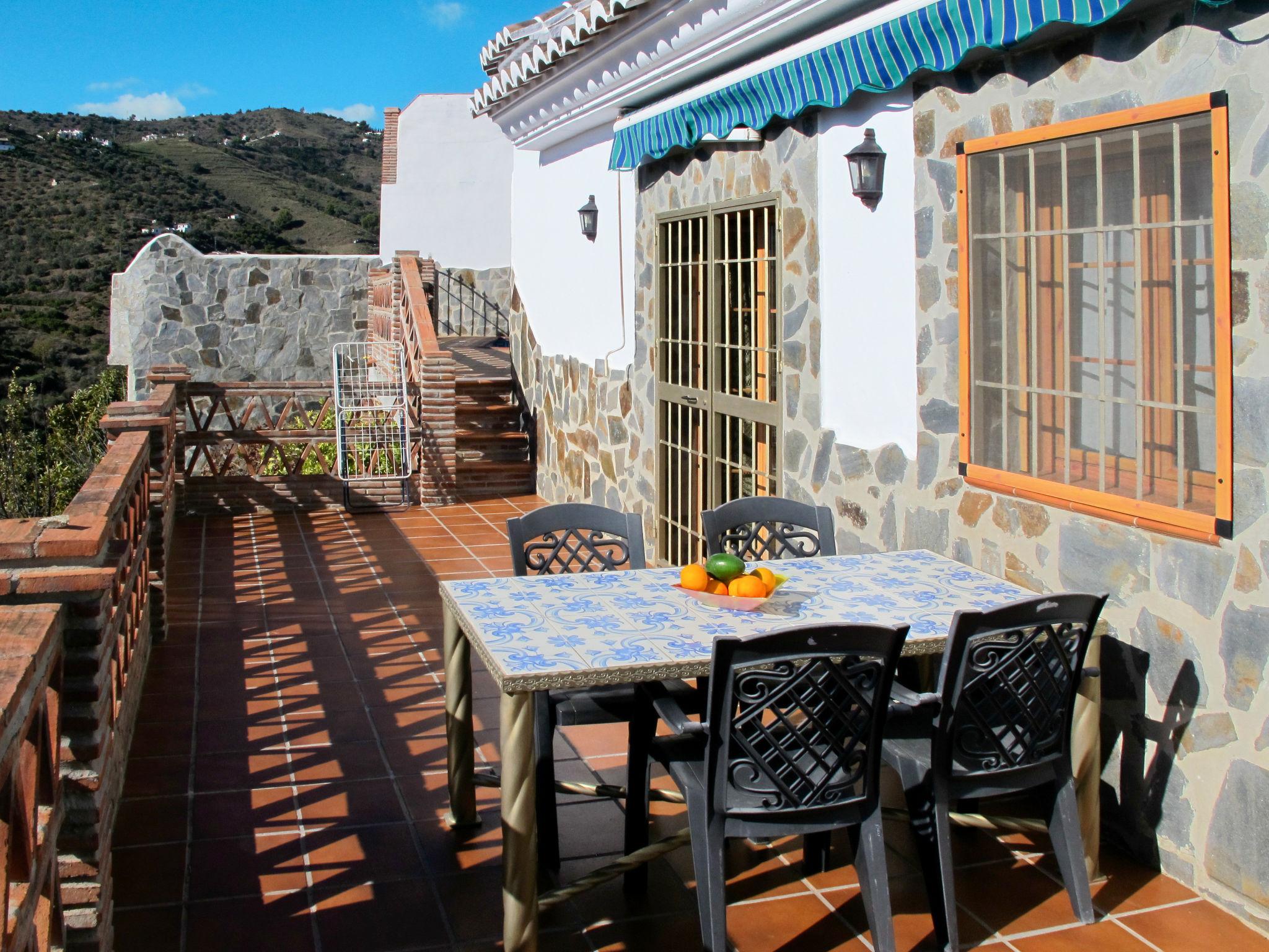 Foto 4 - Casa con 2 camere da letto a Frigiliana con piscina privata e giardino