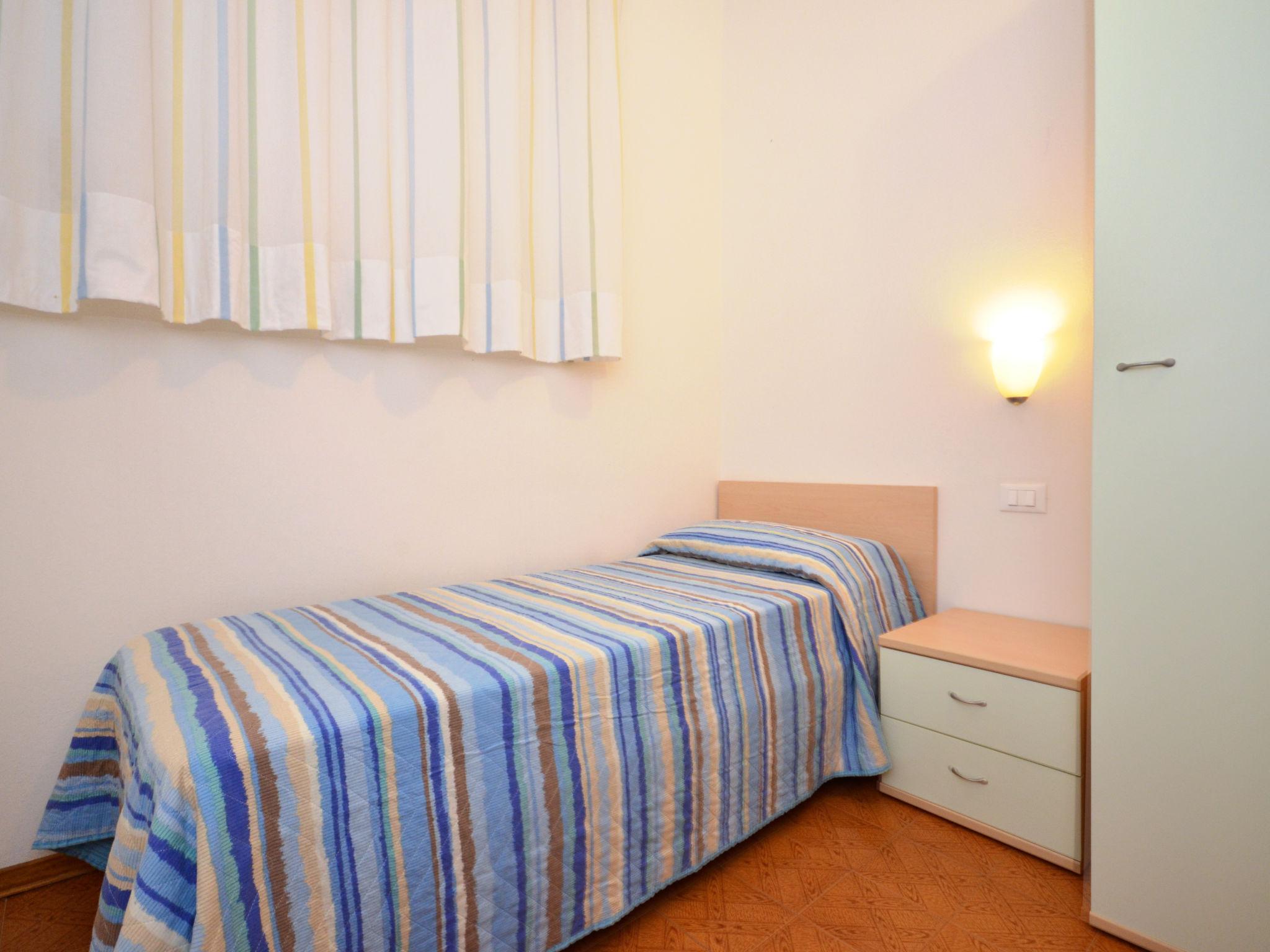 Foto 9 - Appartamento con 2 camere da letto a San Michele al Tagliamento con vista mare