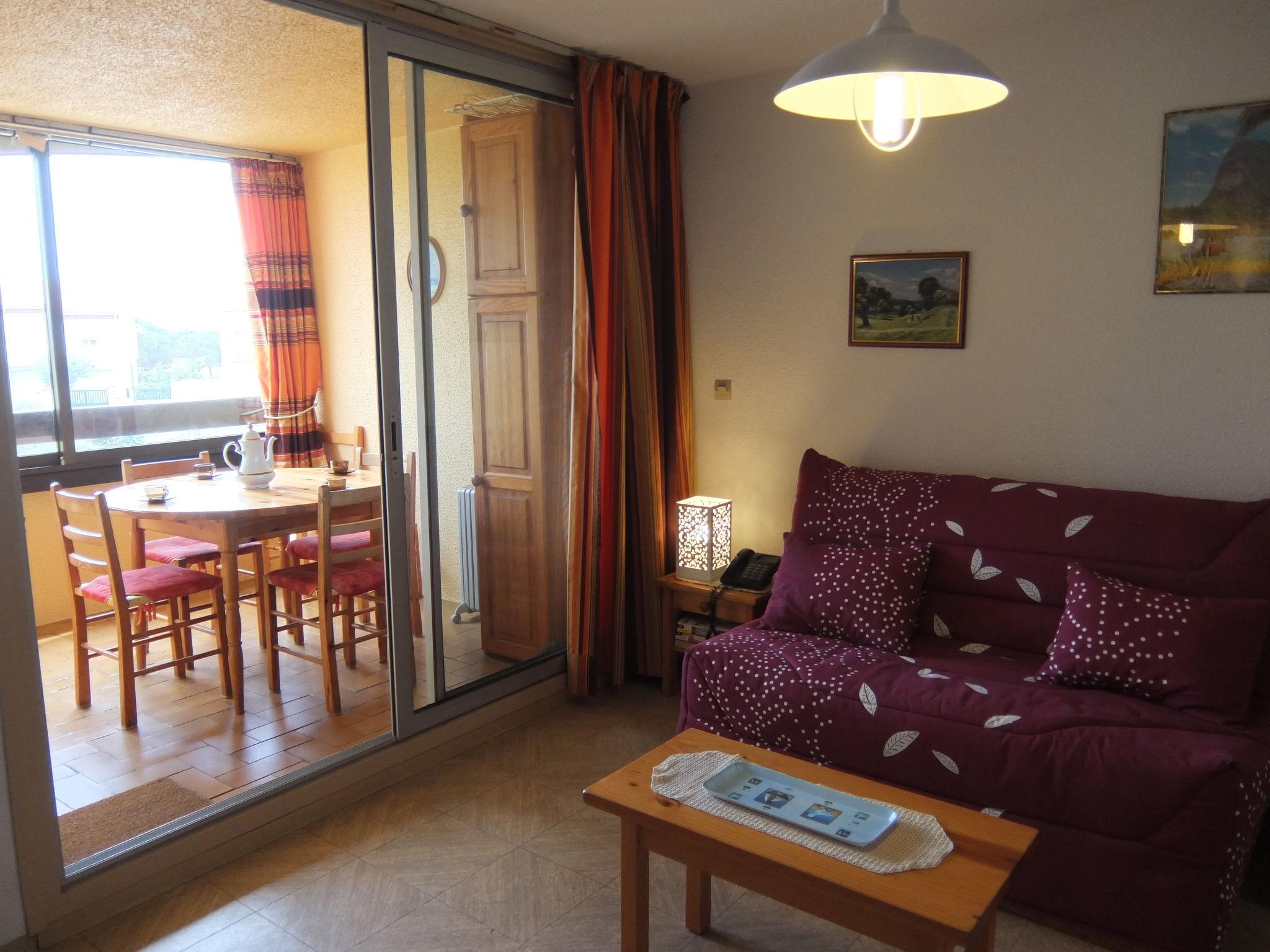 Foto 1 - Apartamento de 1 habitación en Saint-Cyprien con vistas al mar