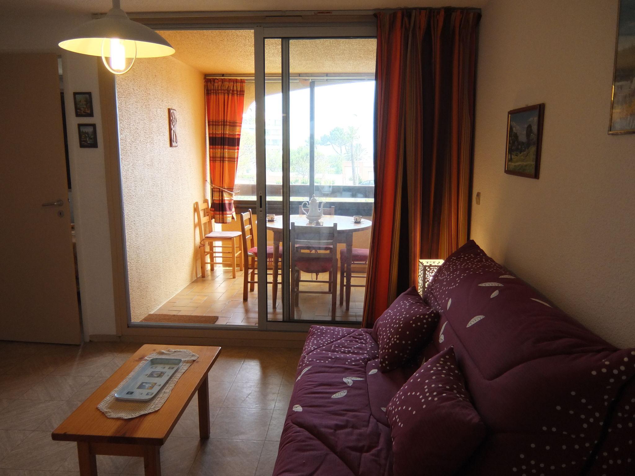 Photo 6 - 1 bedroom Apartment in Saint-Cyprien with sea view