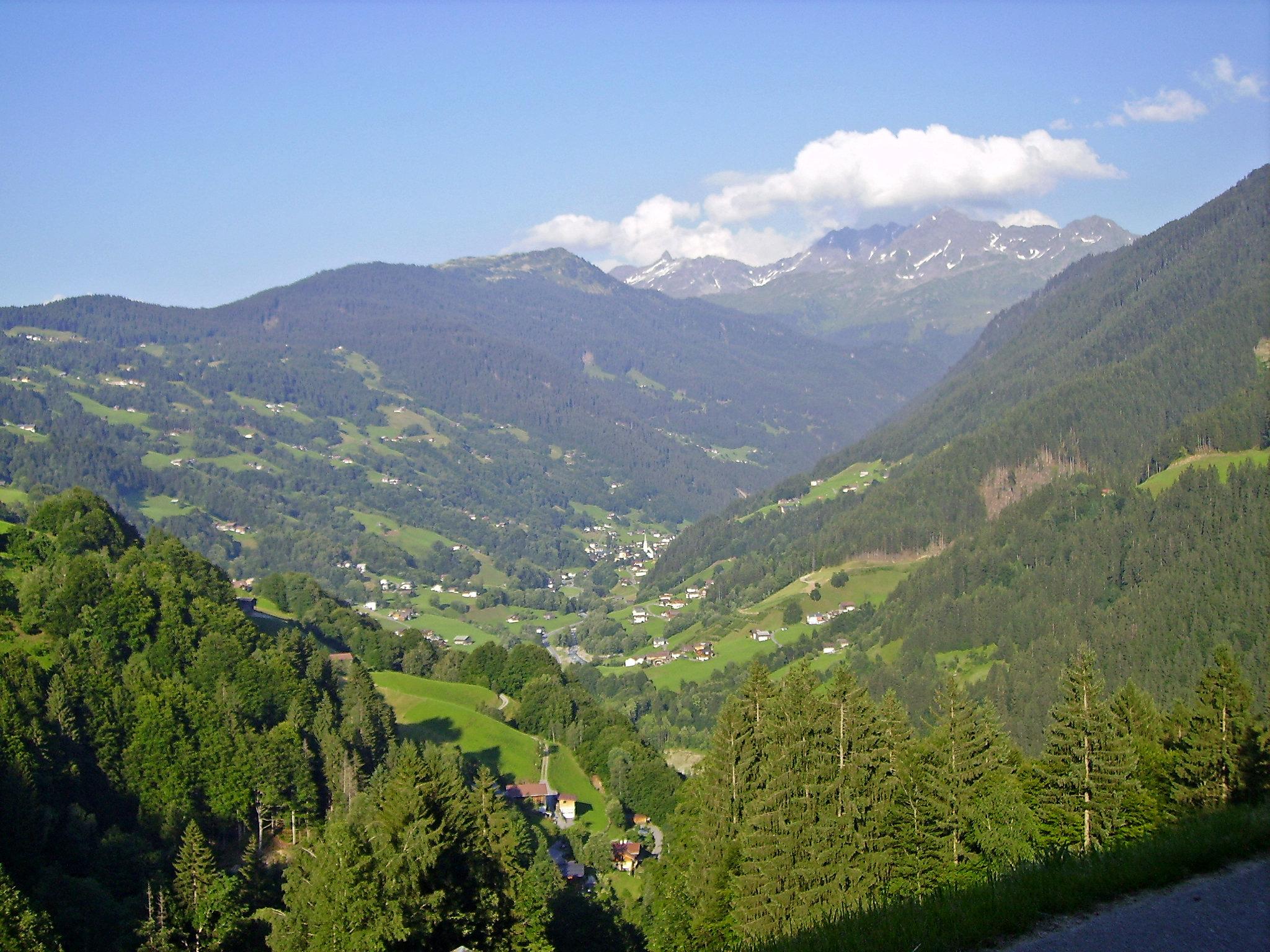 Foto 7 - Appartamento con 2 camere da letto a Bartholomäberg con giardino e vista sulle montagne