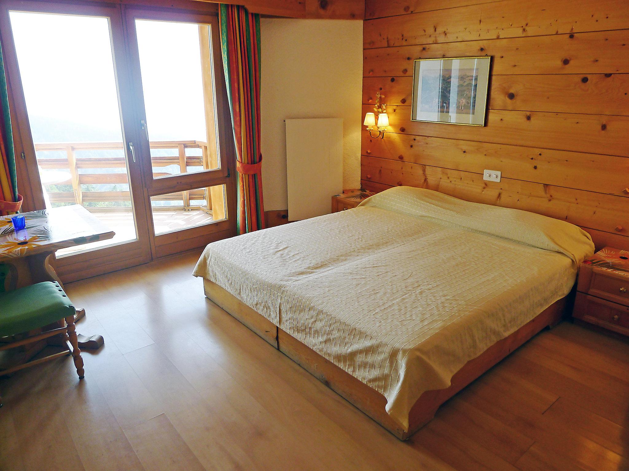 Foto 5 - Appartamento con 2 camere da letto a Ollon con piscina e vista sulle montagne