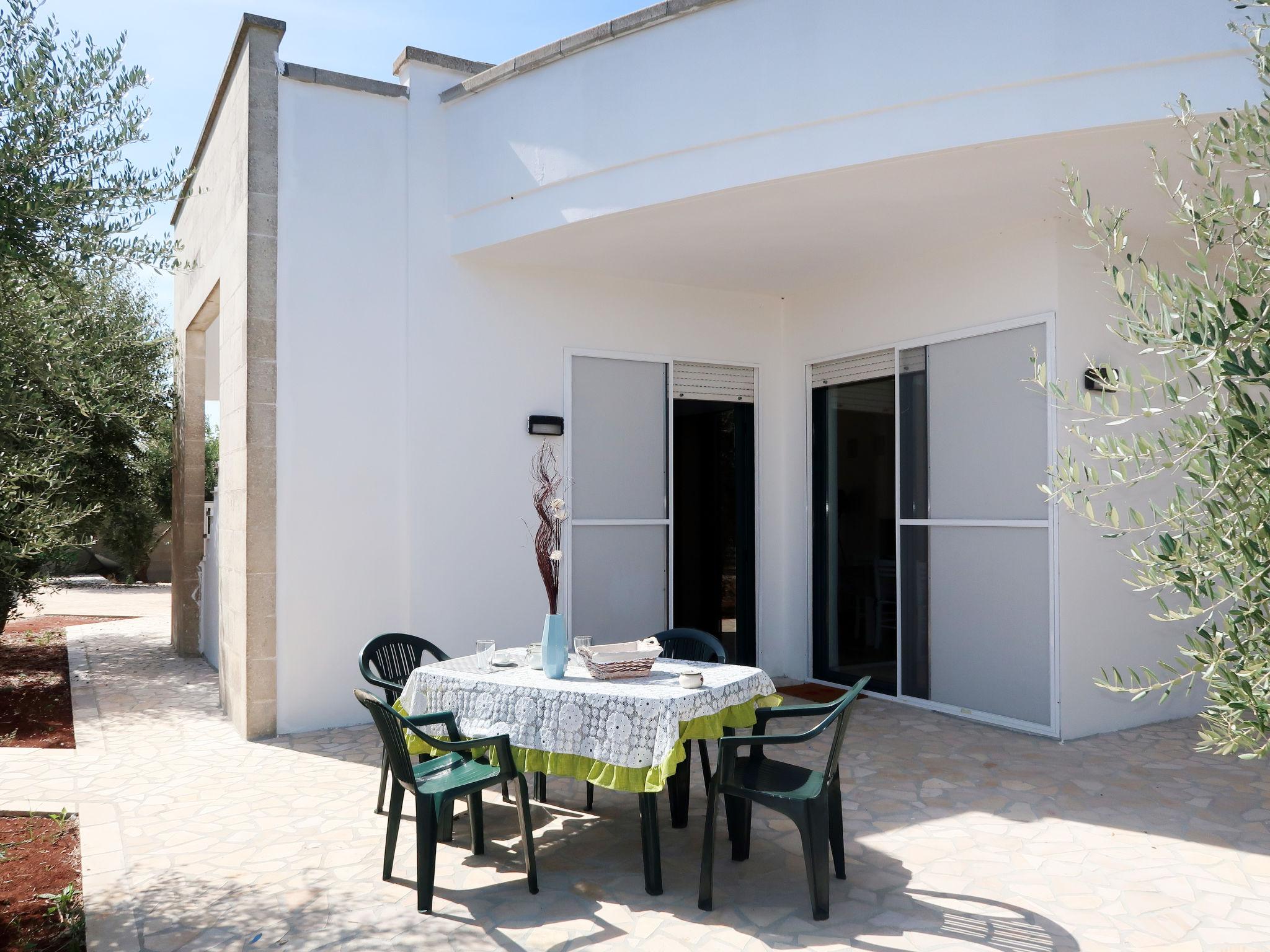 Photo 2 - Maison de 5 chambres à Poggiardo avec piscine privée et vues à la mer