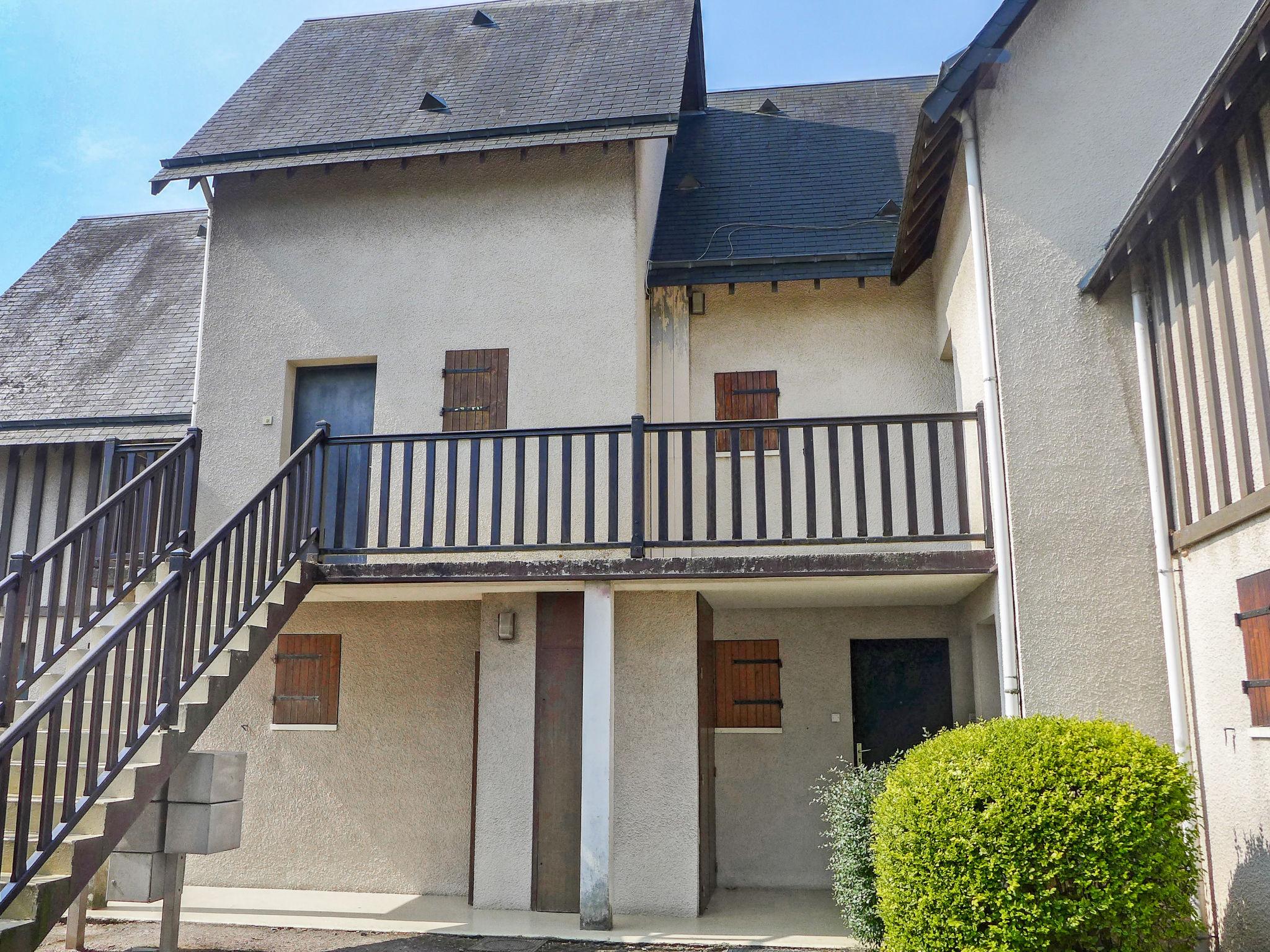 Foto 1 - Apartamento de 1 habitación en Cabourg con vistas al mar