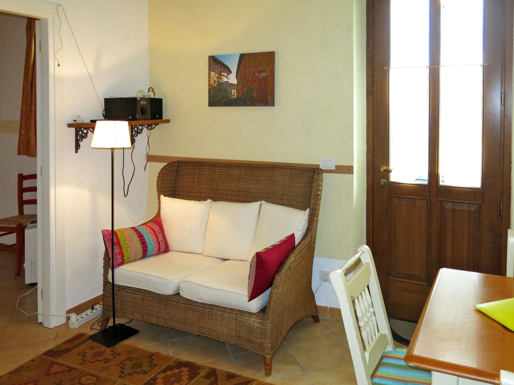 Photo 6 - 2 bedroom Apartment in Bonvicino with swimming pool and garden