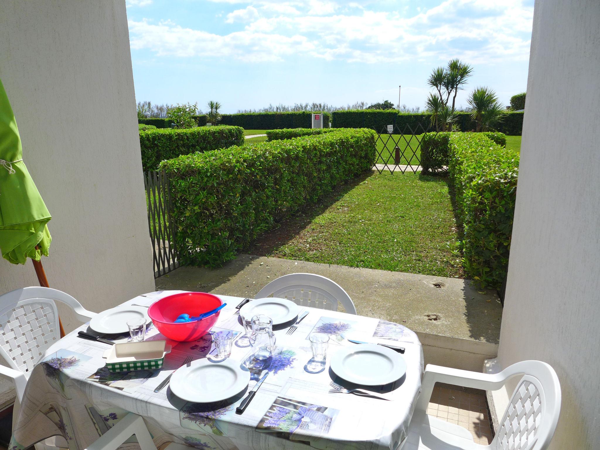 Photo 2 - Appartement de 2 chambres à La Grande-Motte avec piscine et jardin