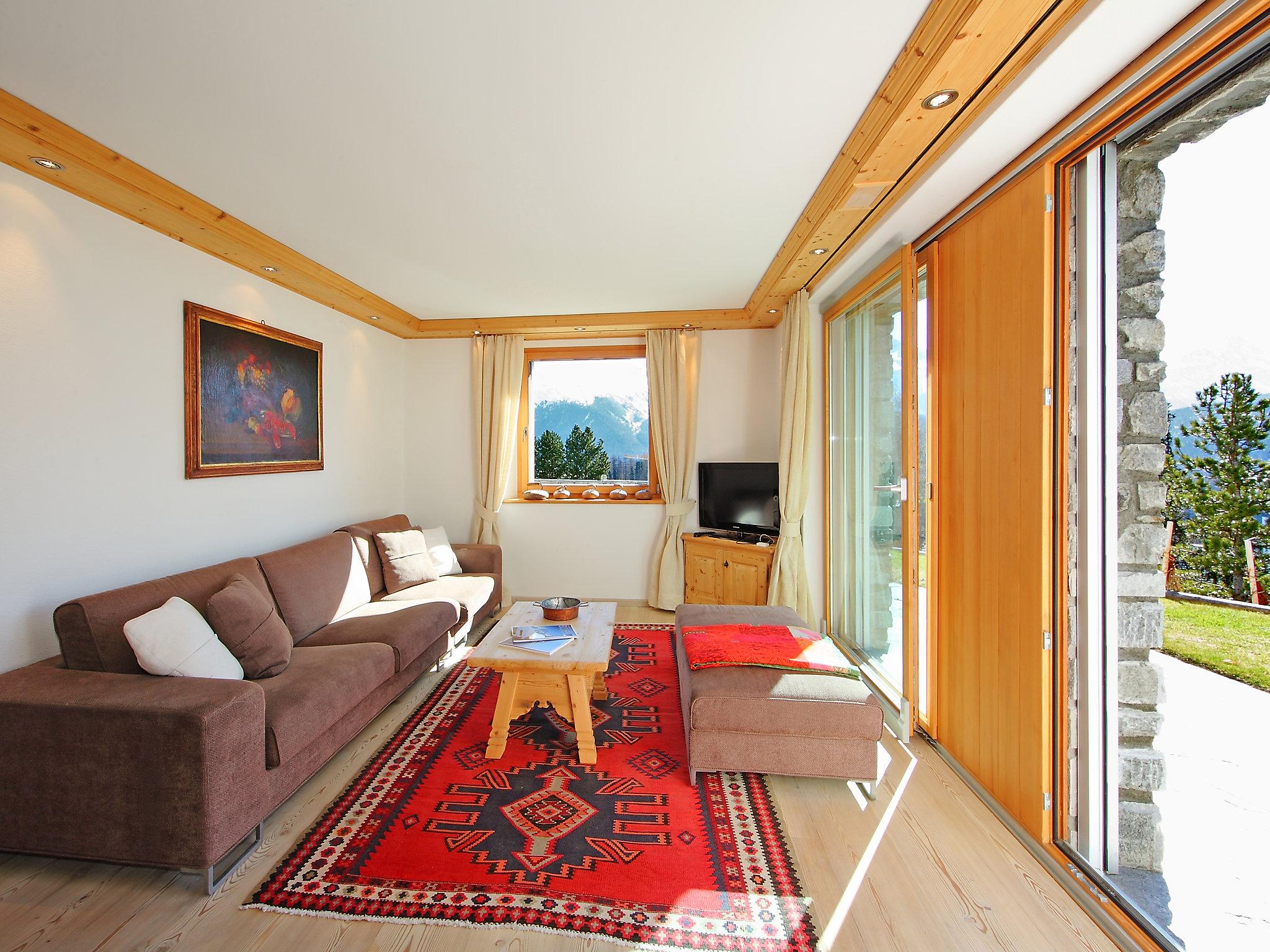 Photo 8 - 3 bedroom Apartment in Sankt Moritz with garden and mountain view