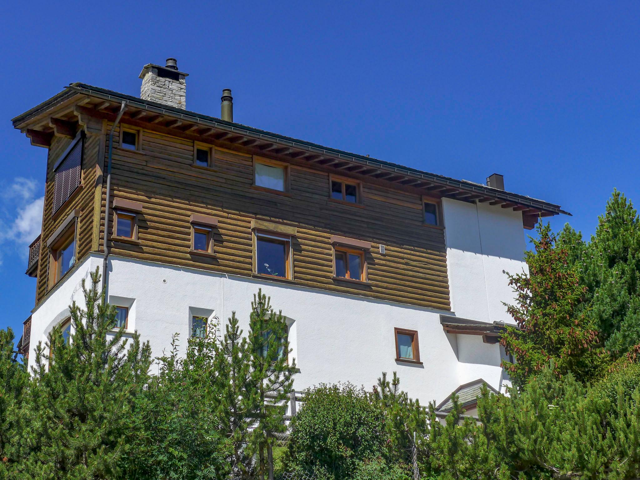 Photo 16 - Appartement de 3 chambres à Sankt Moritz avec jardin et terrasse