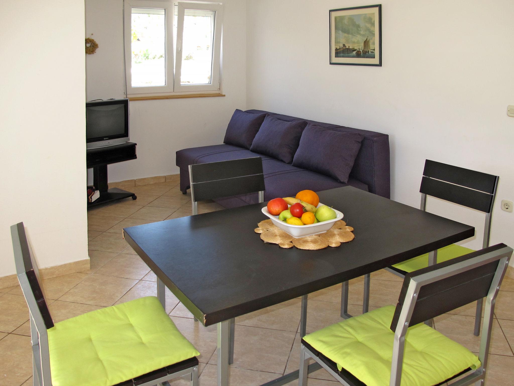 Foto 3 - Apartamento de 1 habitación en Novigrad con terraza y vistas al mar