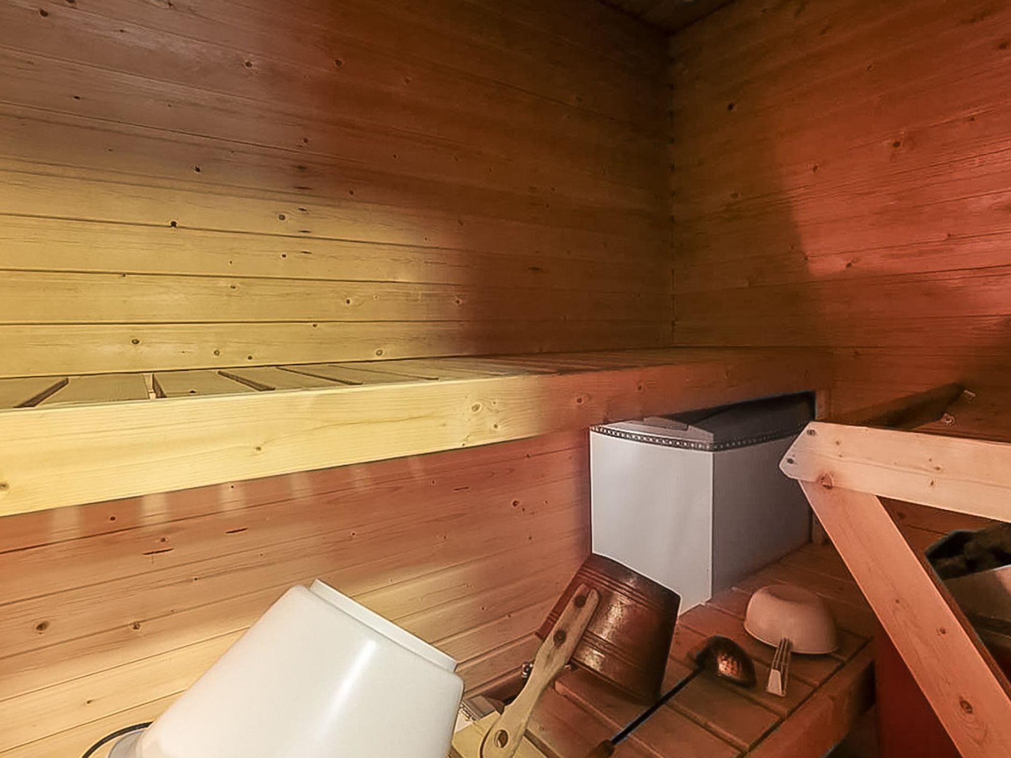 Foto 13 - Casa de 1 habitación en Kittilä con sauna y vistas a la montaña