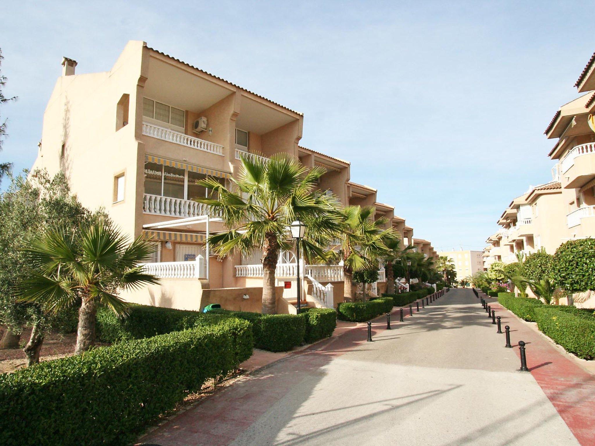 Foto 6 - Apartamento de 3 quartos em Guardamar del Segura com piscina e vistas do mar