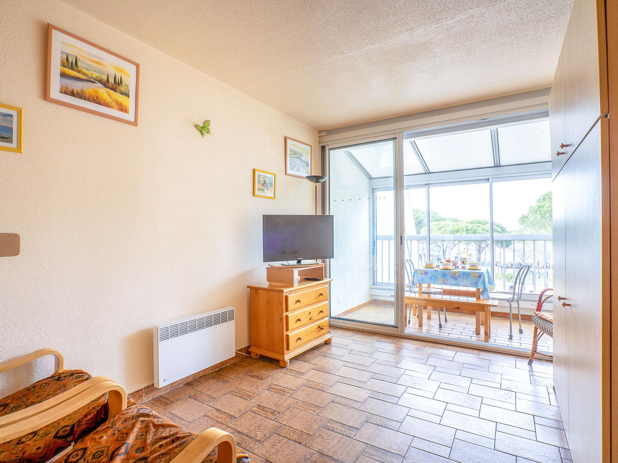 Photo 7 - 1 bedroom Apartment in Le Grau-du-Roi with sea view