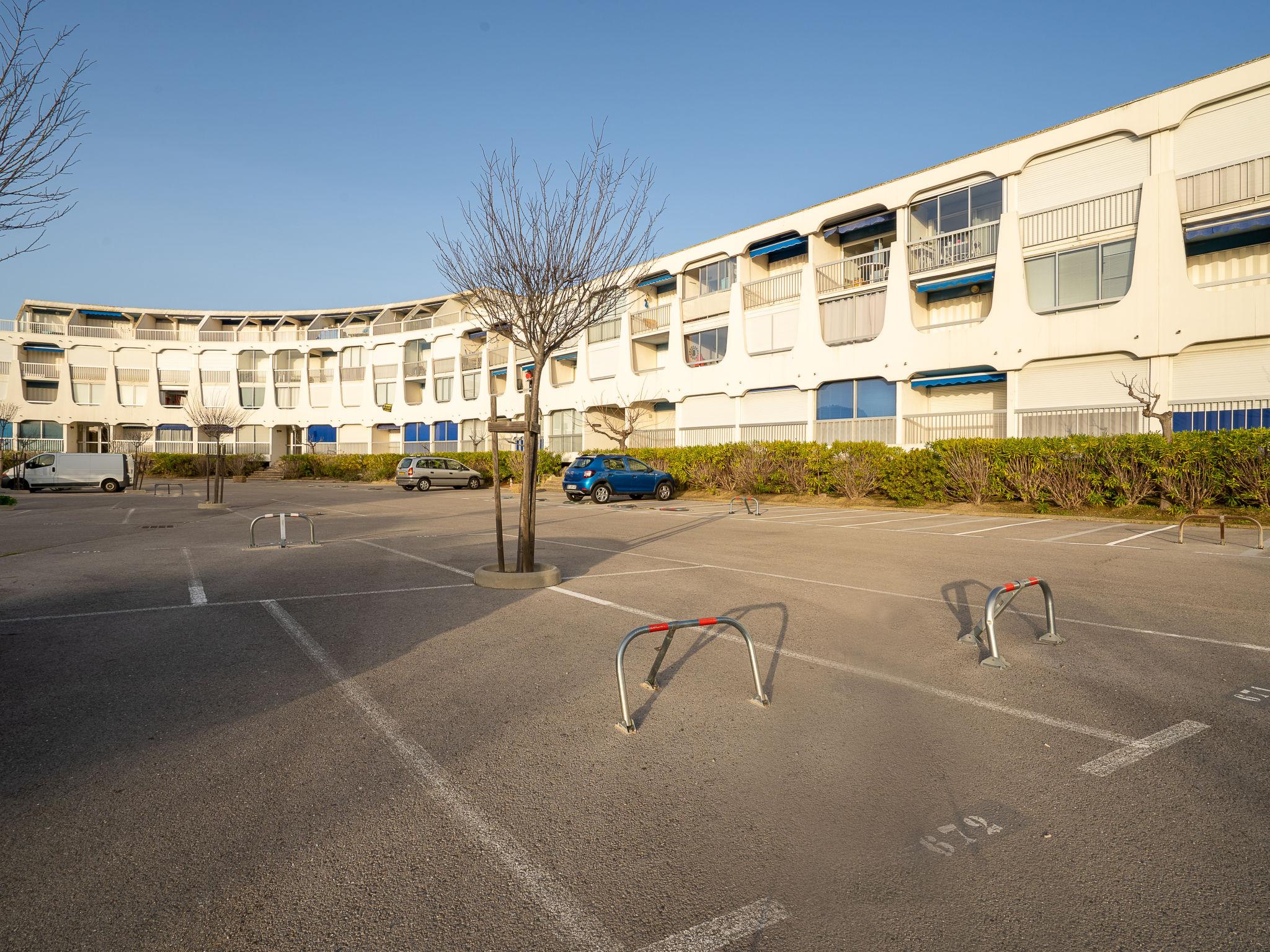 Foto 17 - Apartamento de 2 quartos em Le Grau-du-Roi com terraço