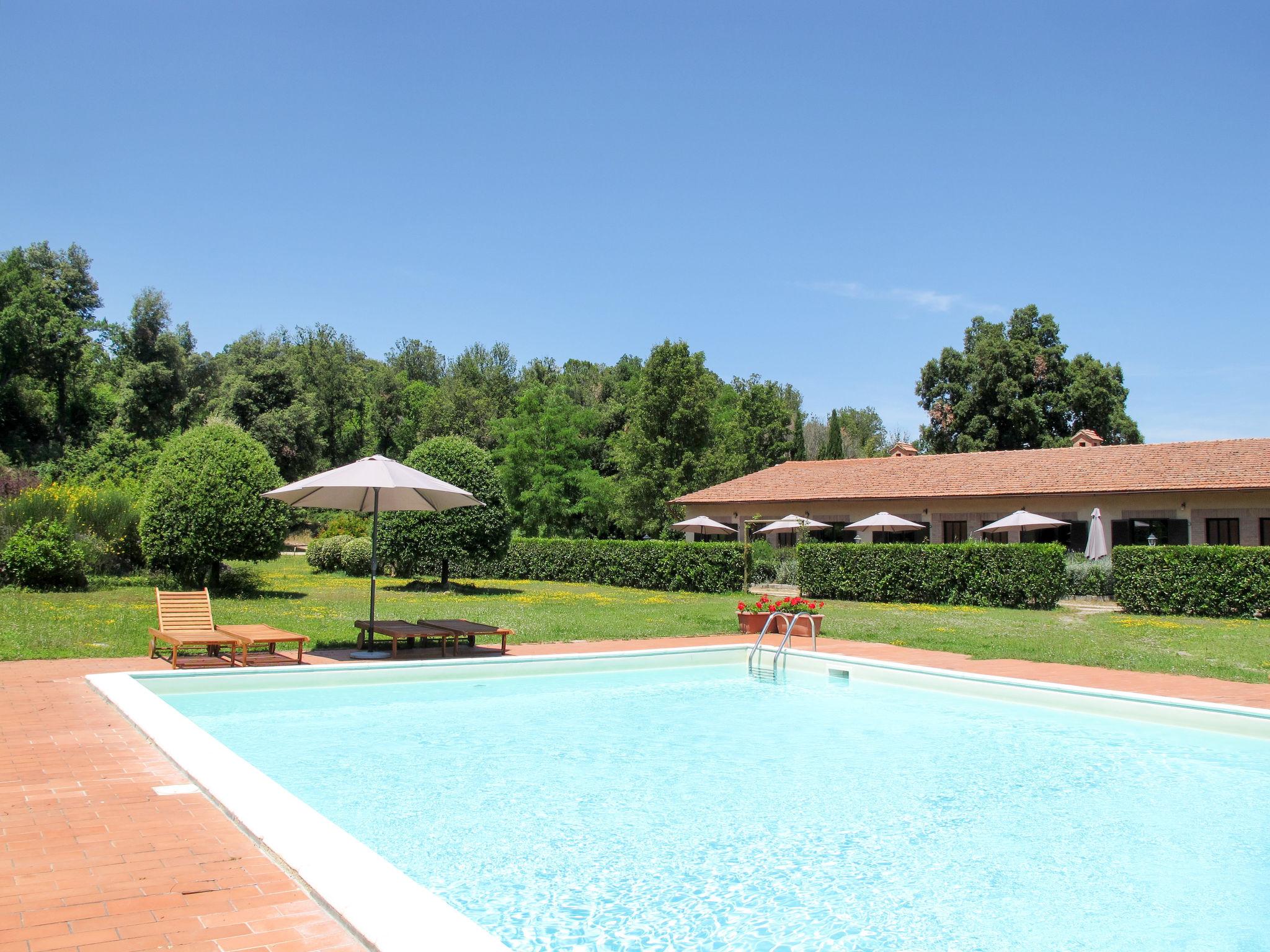 Foto 2 - Casa de 1 quarto em San Gimignano com piscina e jardim