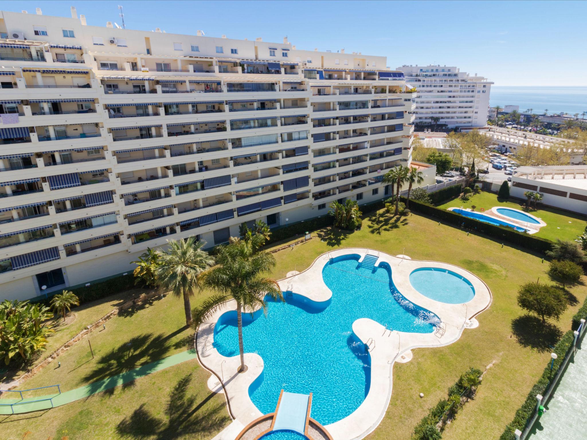 Foto 1 - Apartamento de 2 quartos em Marbella com piscina e vistas do mar