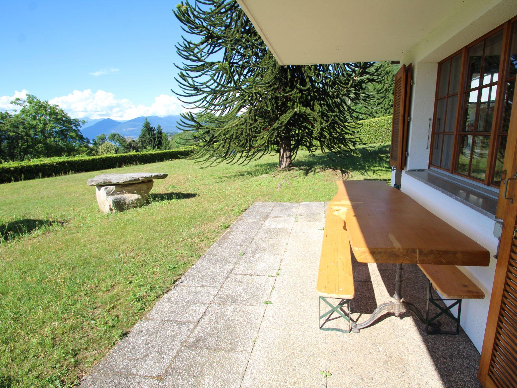 Photo 24 - 4 bedroom House in Castelveccana with terrace and mountain view