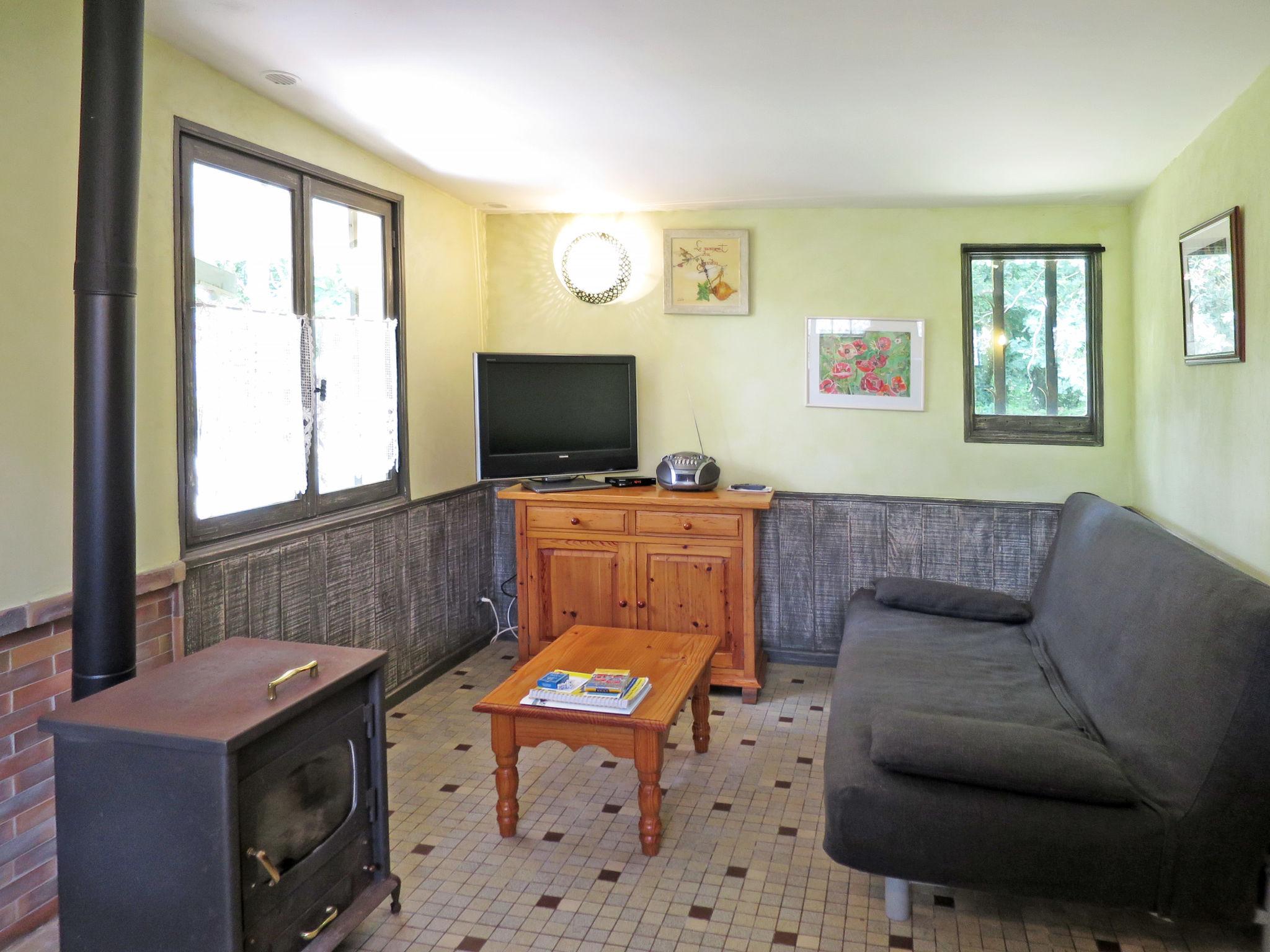 Photo 5 - Maison de 1 chambre à Queyrac avec jardin et terrasse