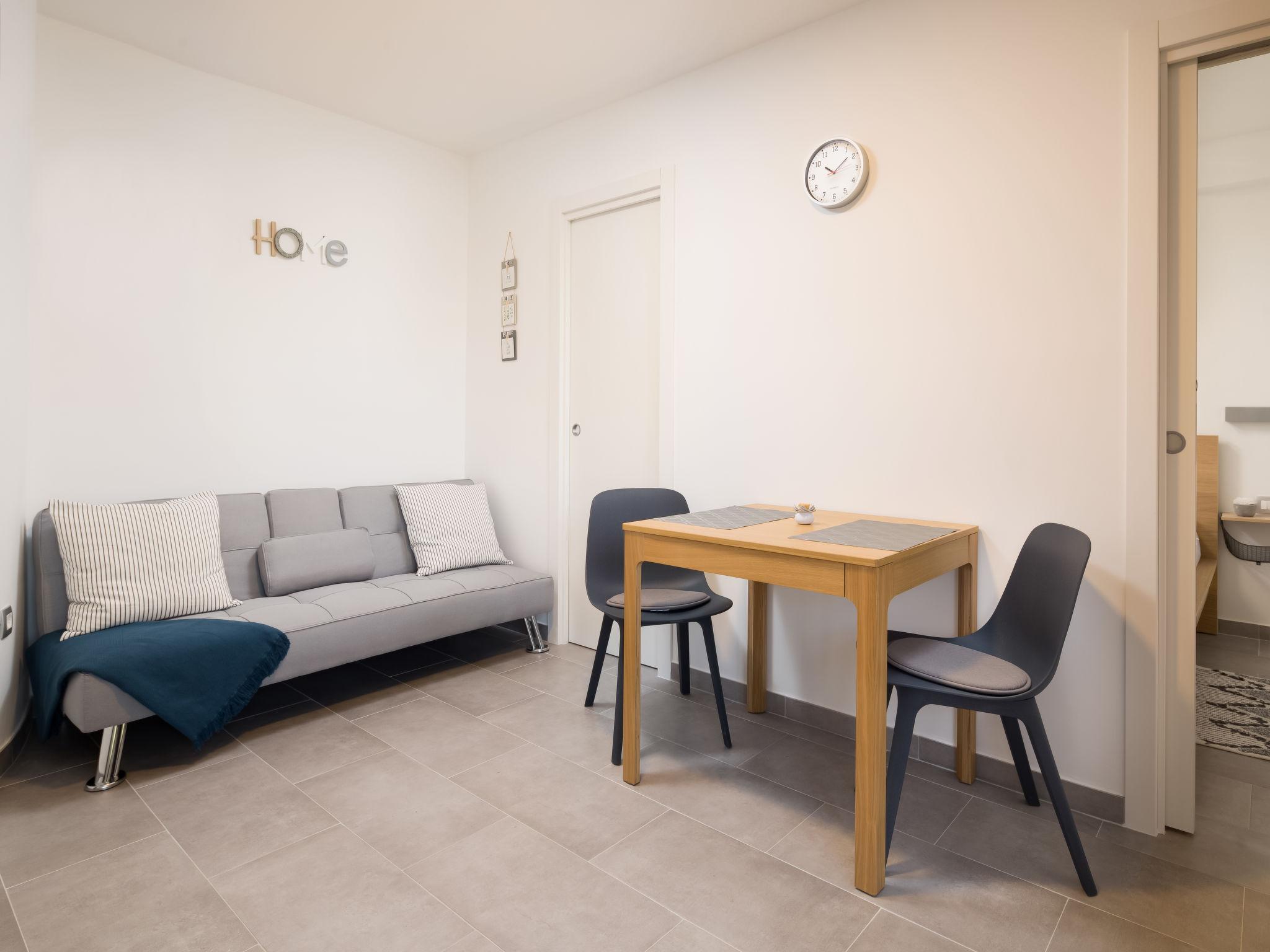 Foto 4 - Apartamento de 1 quarto em Opatija com jardim e terraço