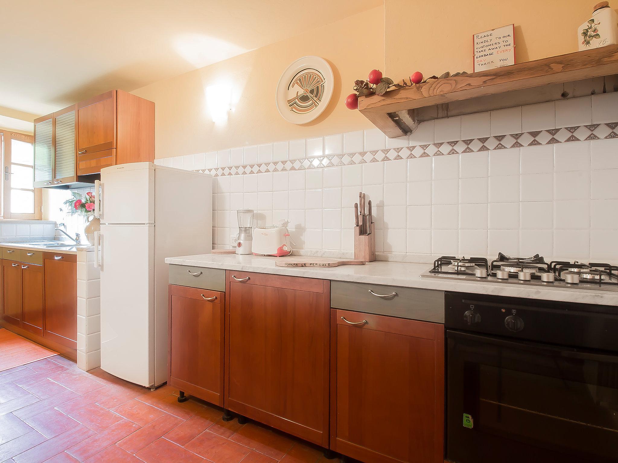 Photo 12 - 3 bedroom House in Volterra with private pool and garden