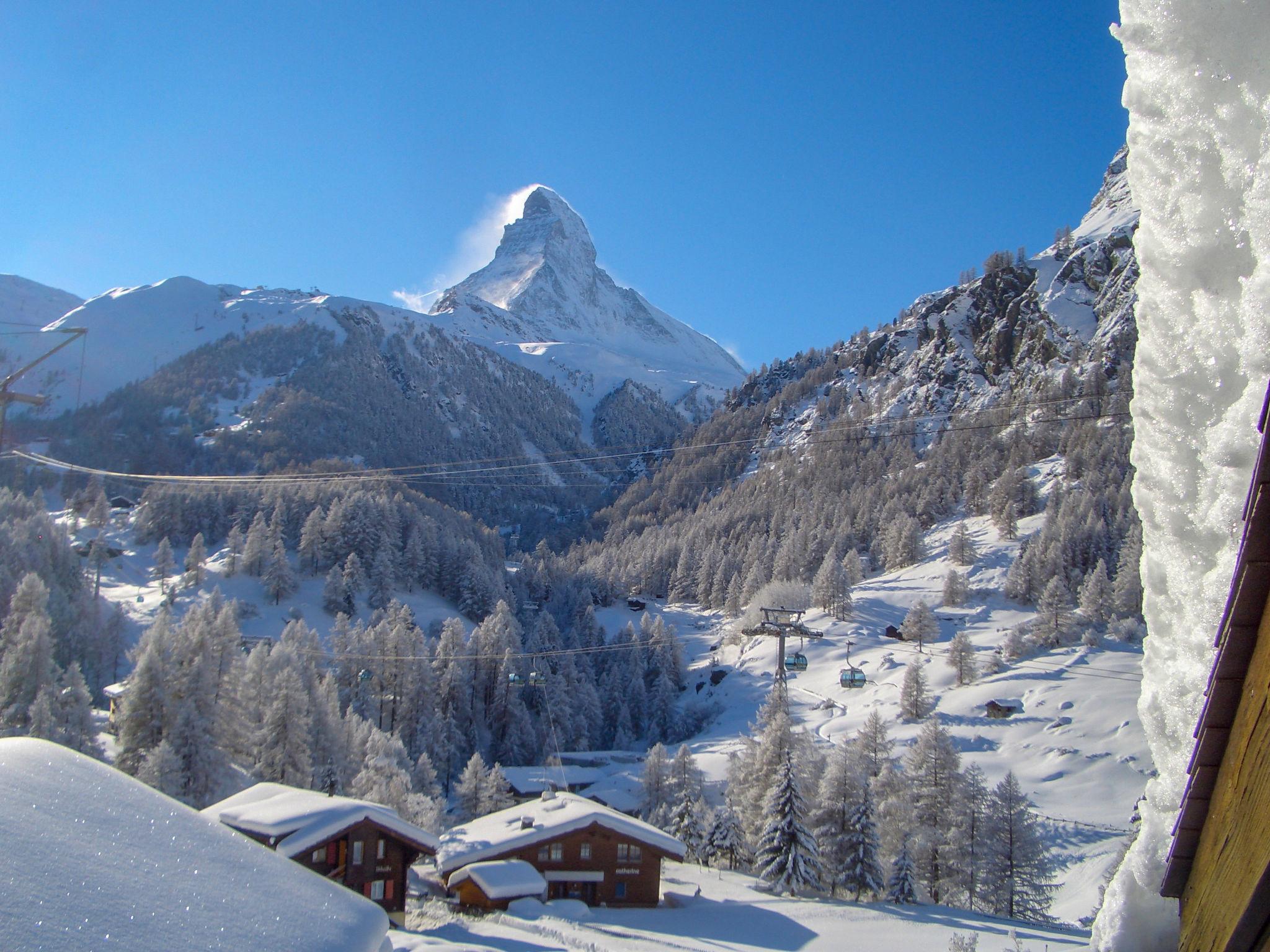 Foto 1 - Apartamento de 3 habitaciones en Zermatt con vistas a la montaña