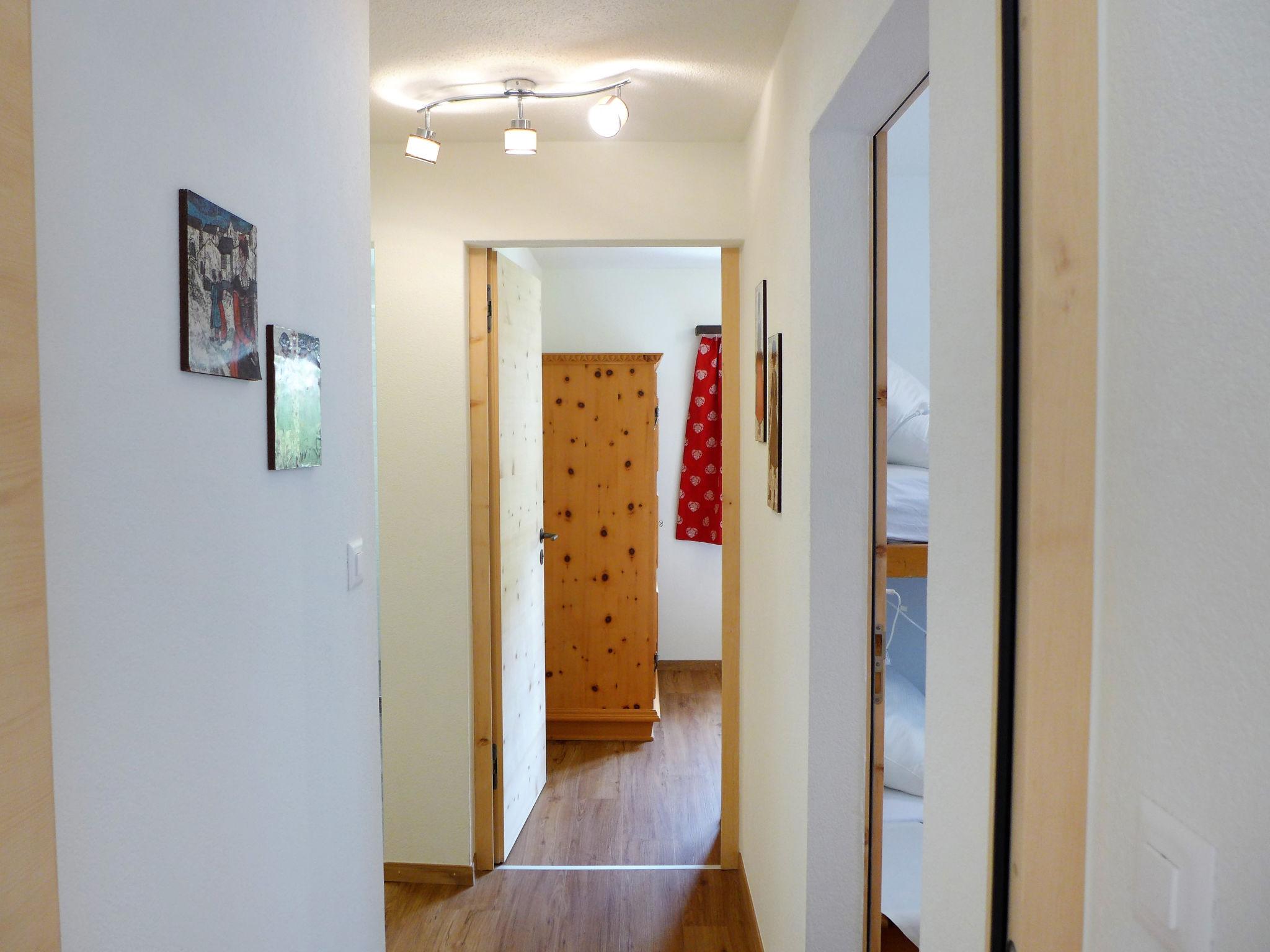 Photo 26 - 3 bedroom Apartment in Celerina/Schlarigna with mountain view