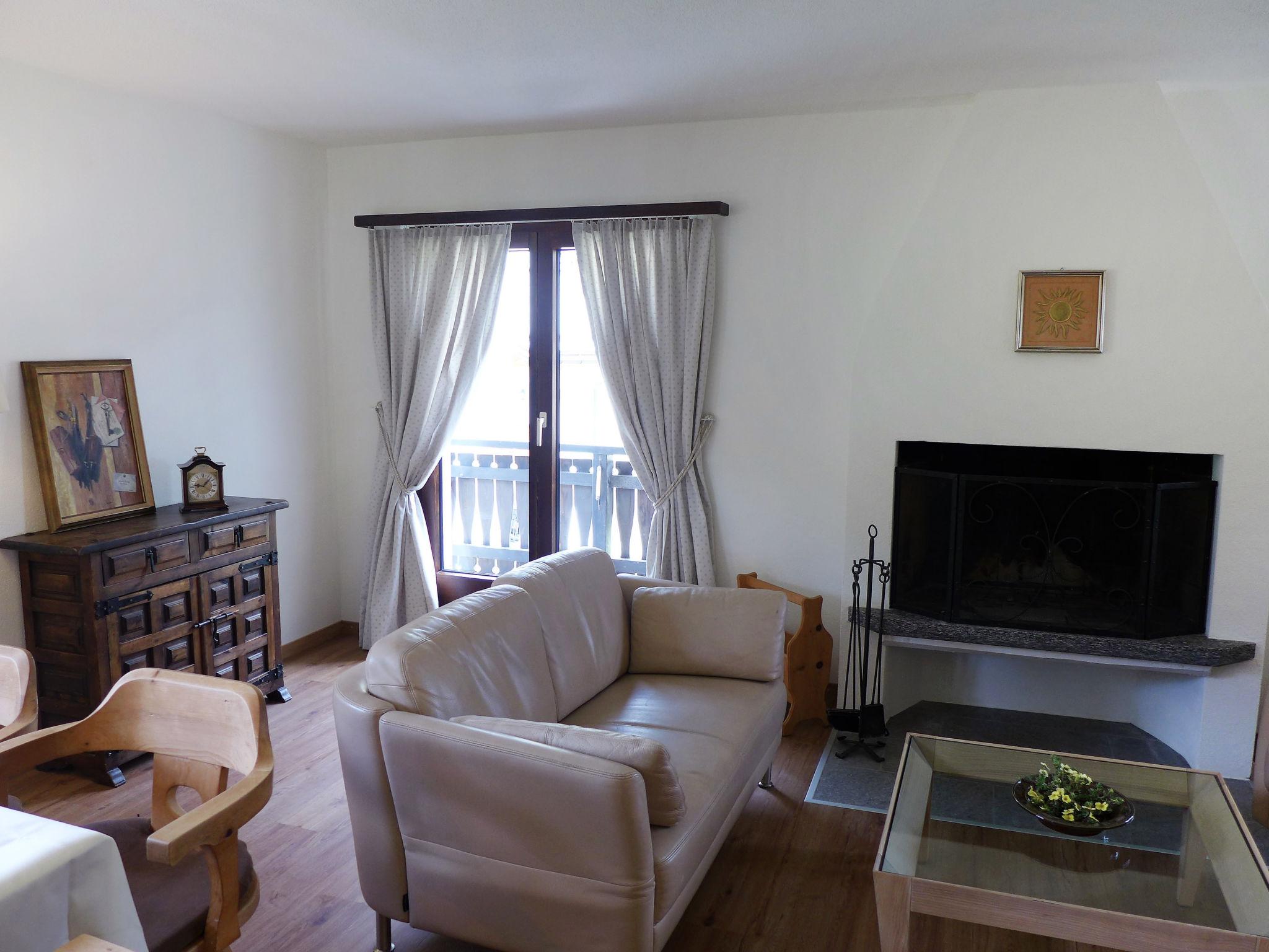 Photo 9 - 3 bedroom Apartment in Celerina/Schlarigna with mountain view