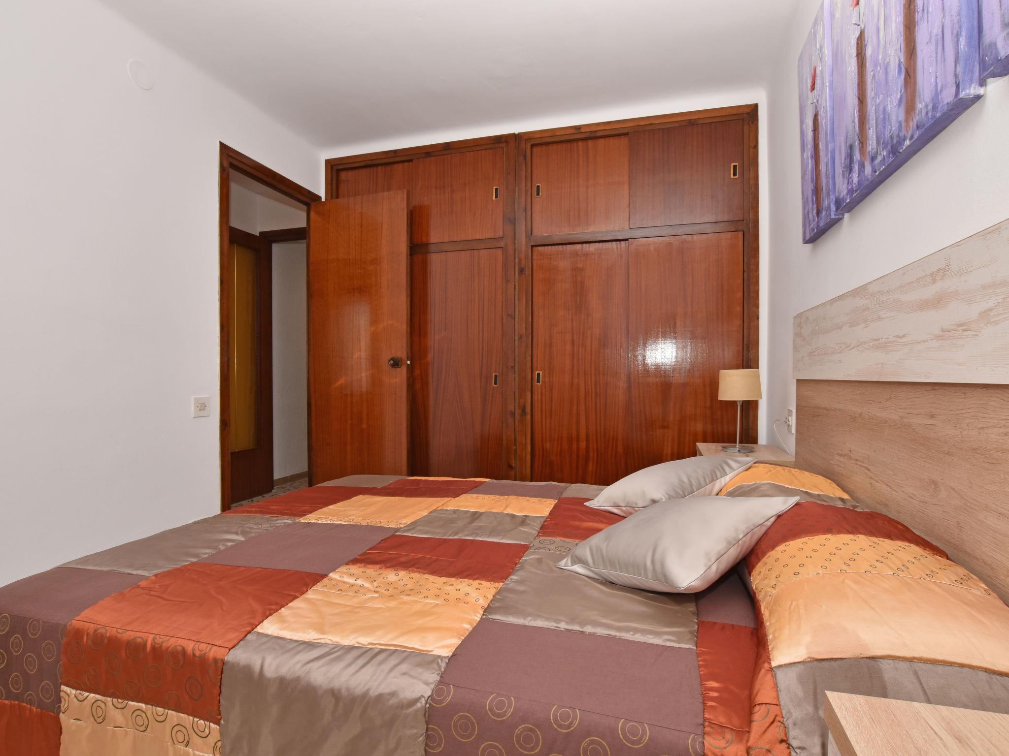 Foto 9 - Apartamento de 3 habitaciones en Torredembarra con vistas al mar