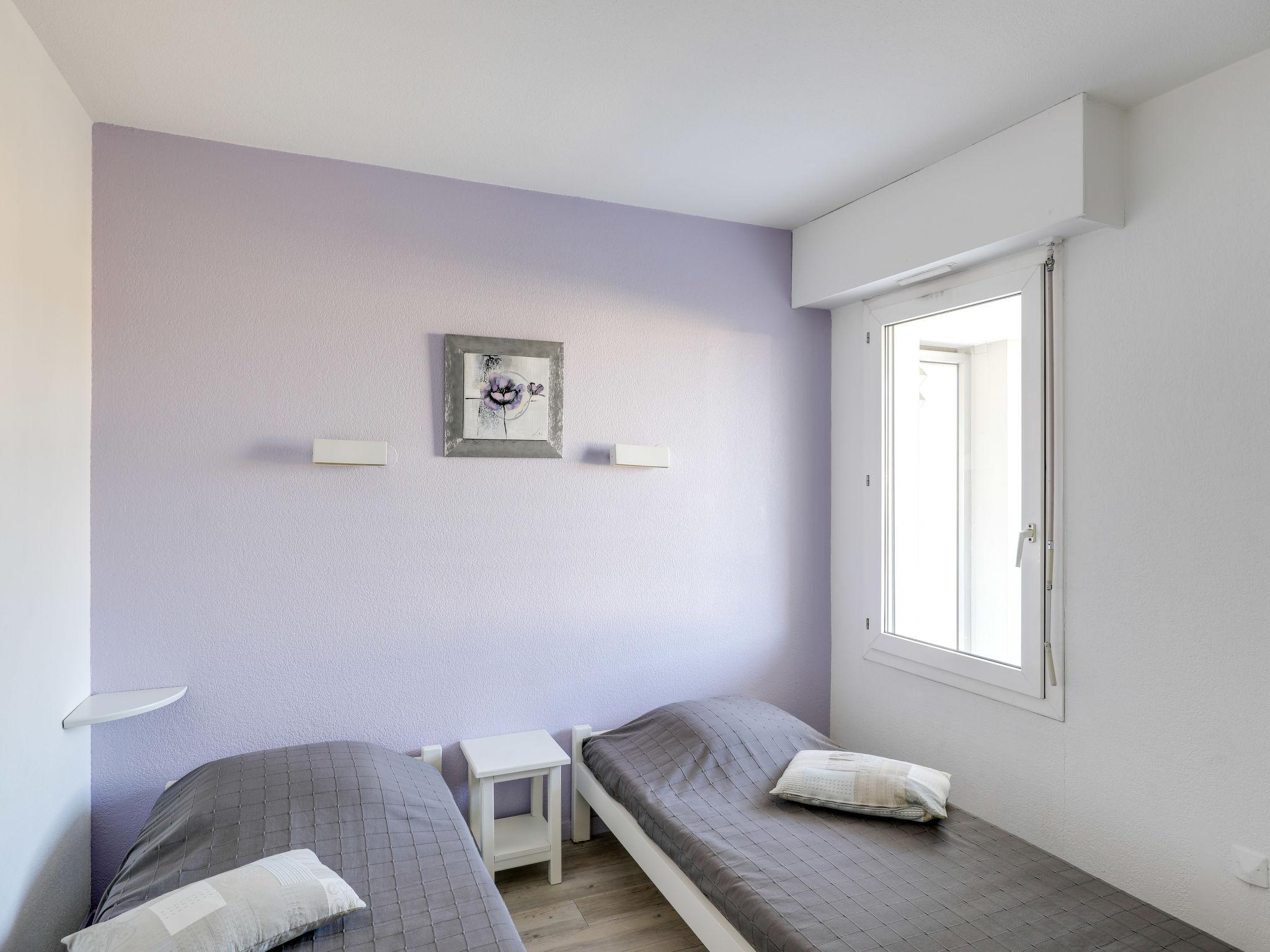 Foto 11 - Apartamento de 2 habitaciones en Fréjus con vistas al mar